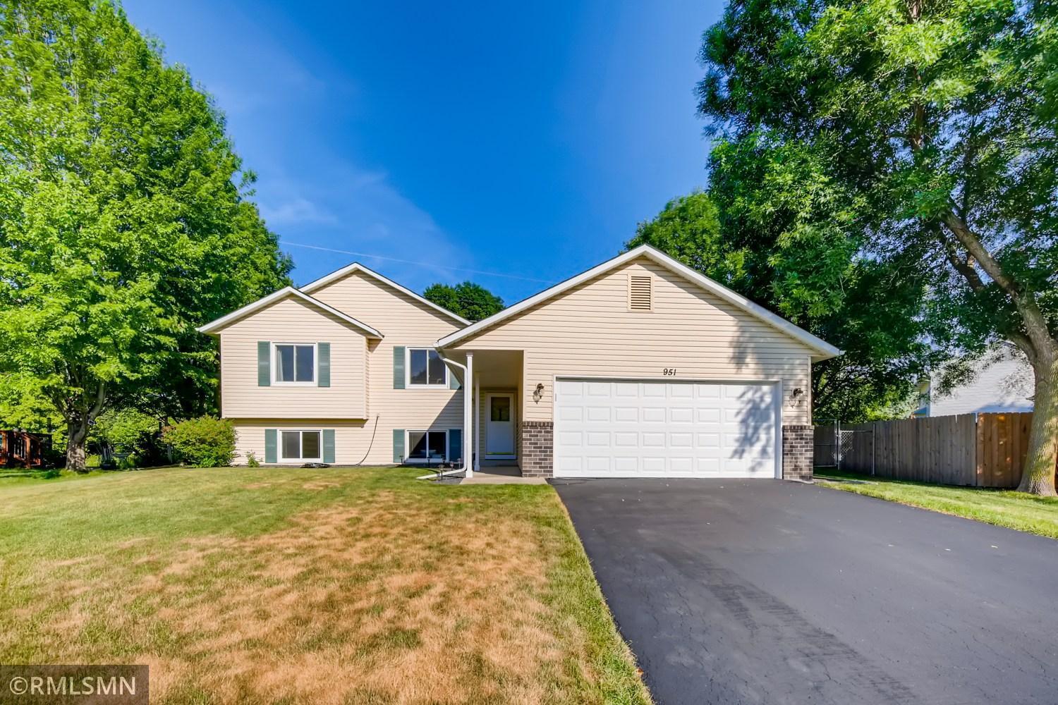 View of Residential at 951 Kettle Creek Road, Eagan MN 55123, Eagan - Mike Wilen | Minnesota Team Real Estate
