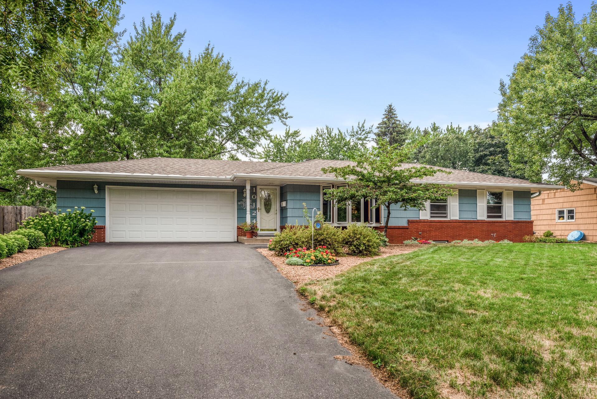 View of Residential at 10124 Dupont Avenue, Bloomington MN 55431, Bloomington - Mike Wilen | Minnesota Team Real Estate