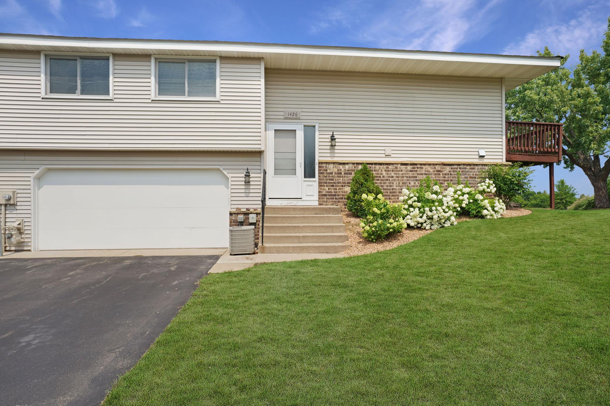 View of Residential at 1426 Oak Leaf Lane, Burnsville MN 55337, Burnsville - Mike Wilen | Minnesota Team Real Estate