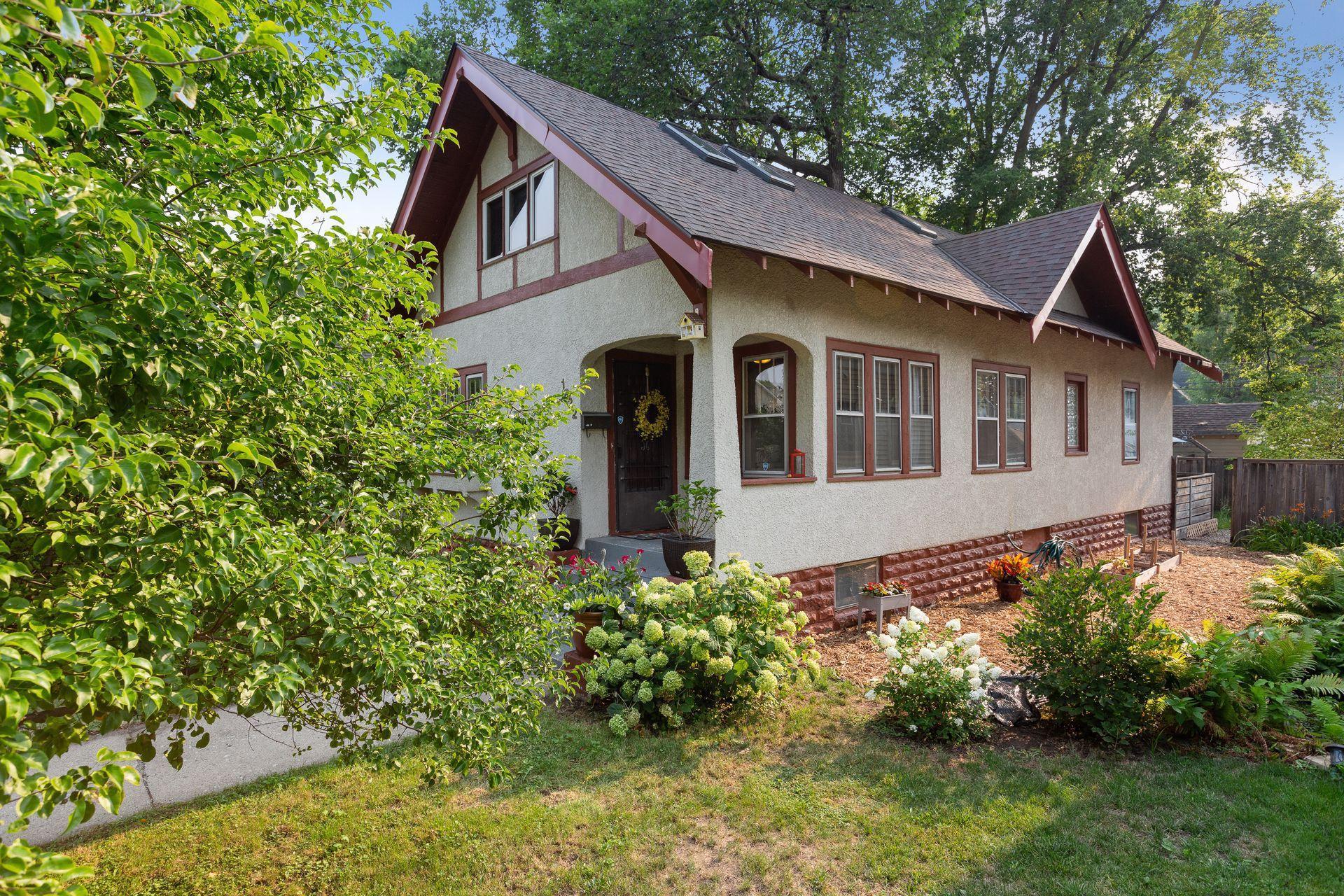 View of Residential at 1822 Newton Avenue, Minneapolis MN 55411, Minneapolis - Mike Wilen | Minnesota Team Real Estate