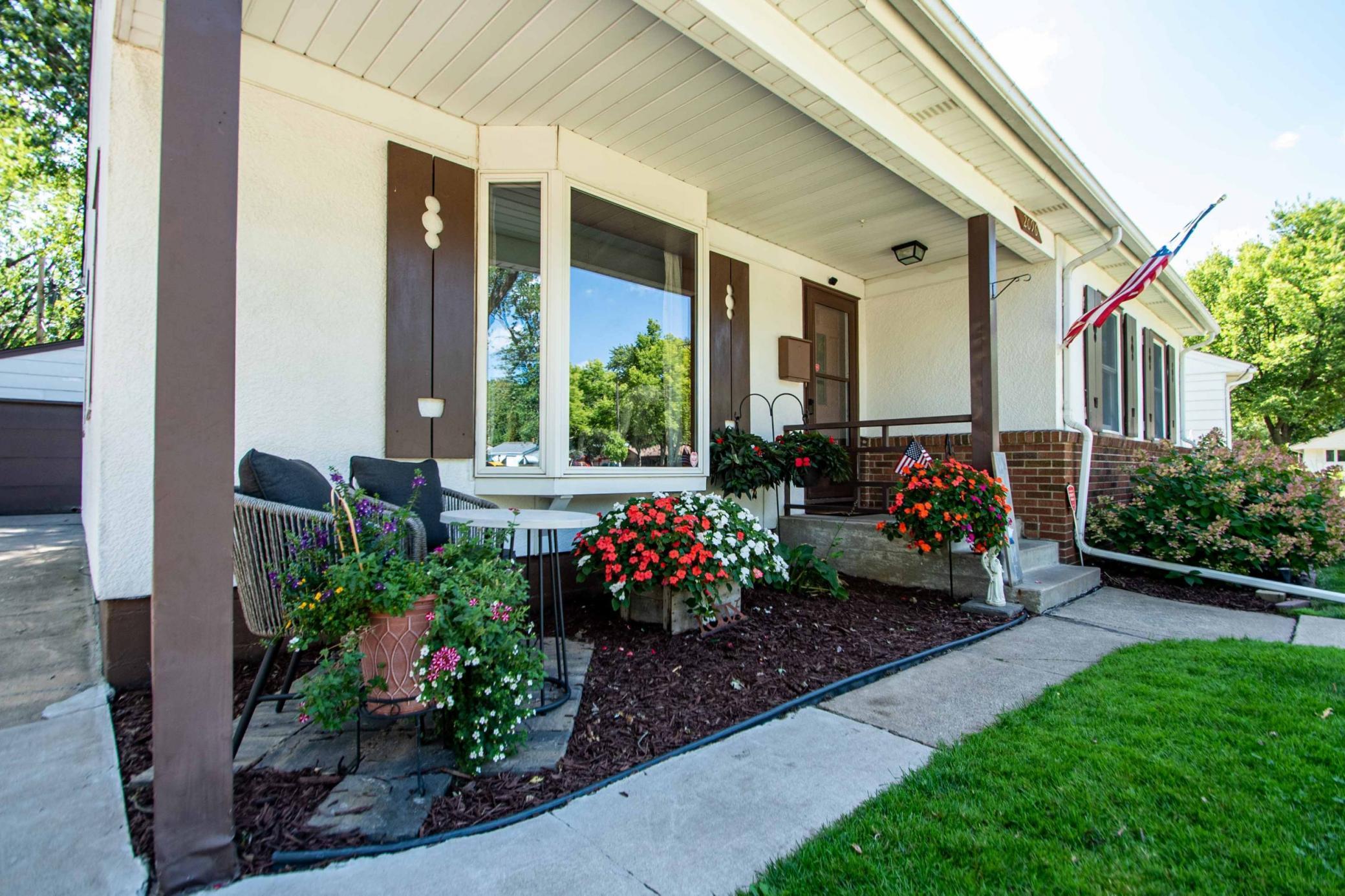 View of Residential at 2096 Jessamine Avenue, Saint Paul MN 55119, Saint Paul - Mike Wilen | Minnesota Team Real Estate