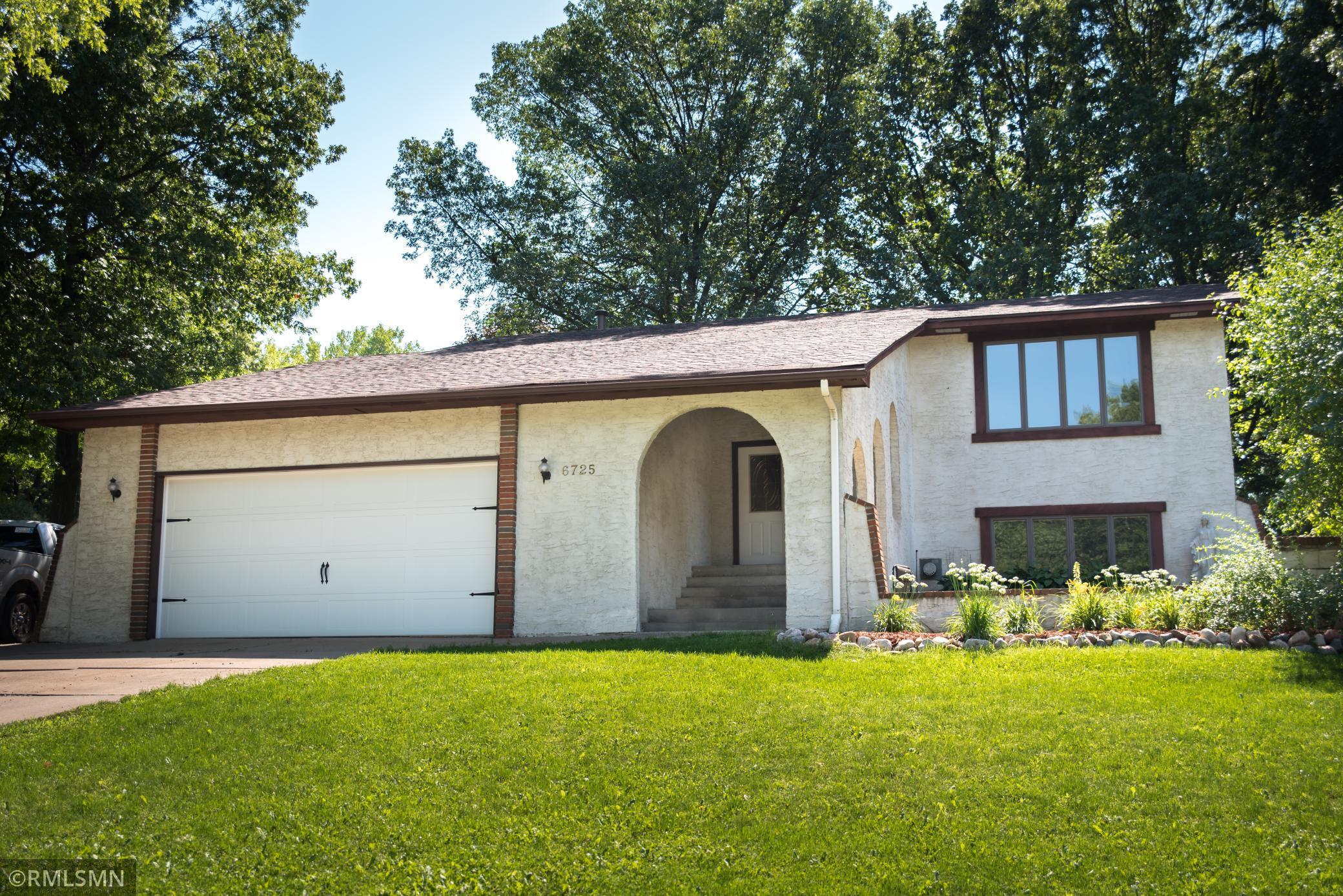 View of Residential at 6725 29th Street, Oakdale MN 55128, Oakdale - Mike Wilen | Minnesota Team Real Estate
