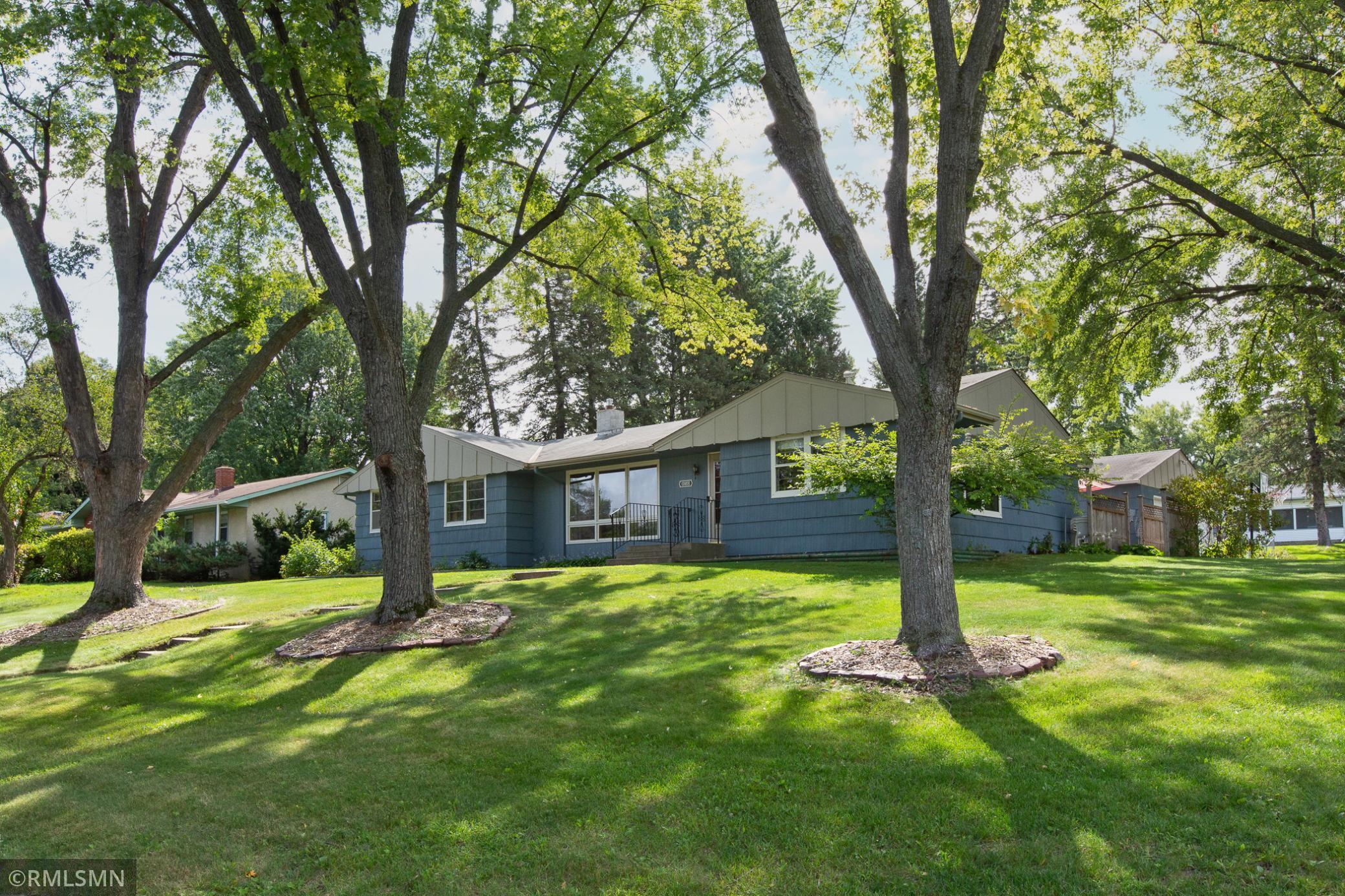 View of Residential at 850 Sextant Avenue, Roseville MN 55113, Roseville - Mike Wilen | Minnesota Team Real Estate