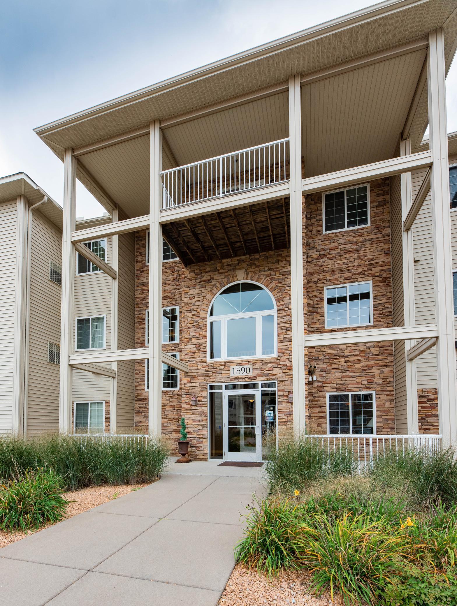 View of Residential at 1590 Parkwood Drive #306, Woodbury MN 55125, Woodbury - Mike Wilen | Minnesota Team Real Estate