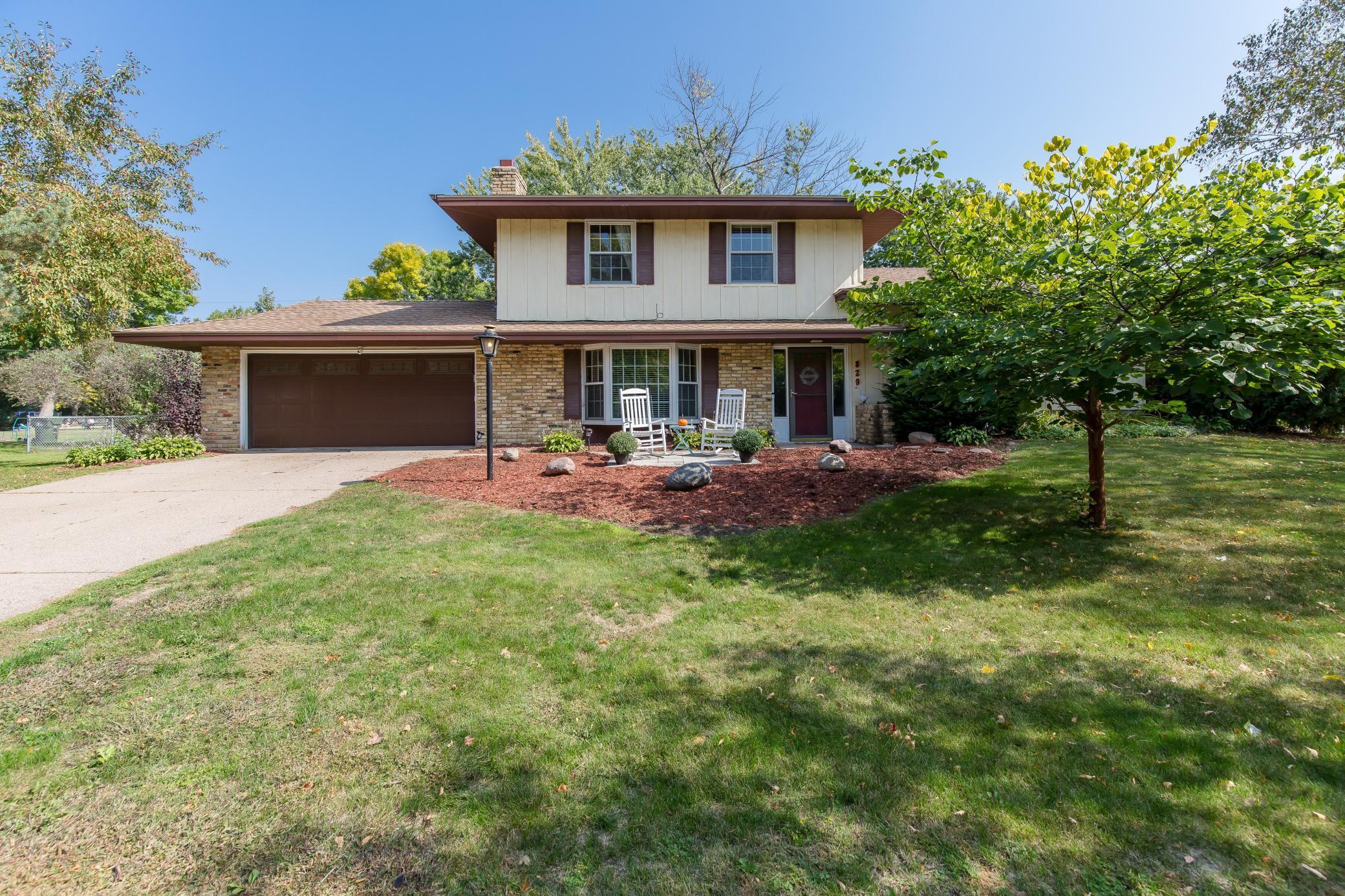 View of Residential at 829 Mcintosh Drive, Apple Valley MN 55124, Apple Valley - Mike Wilen | Minnesota Team Real Estate
