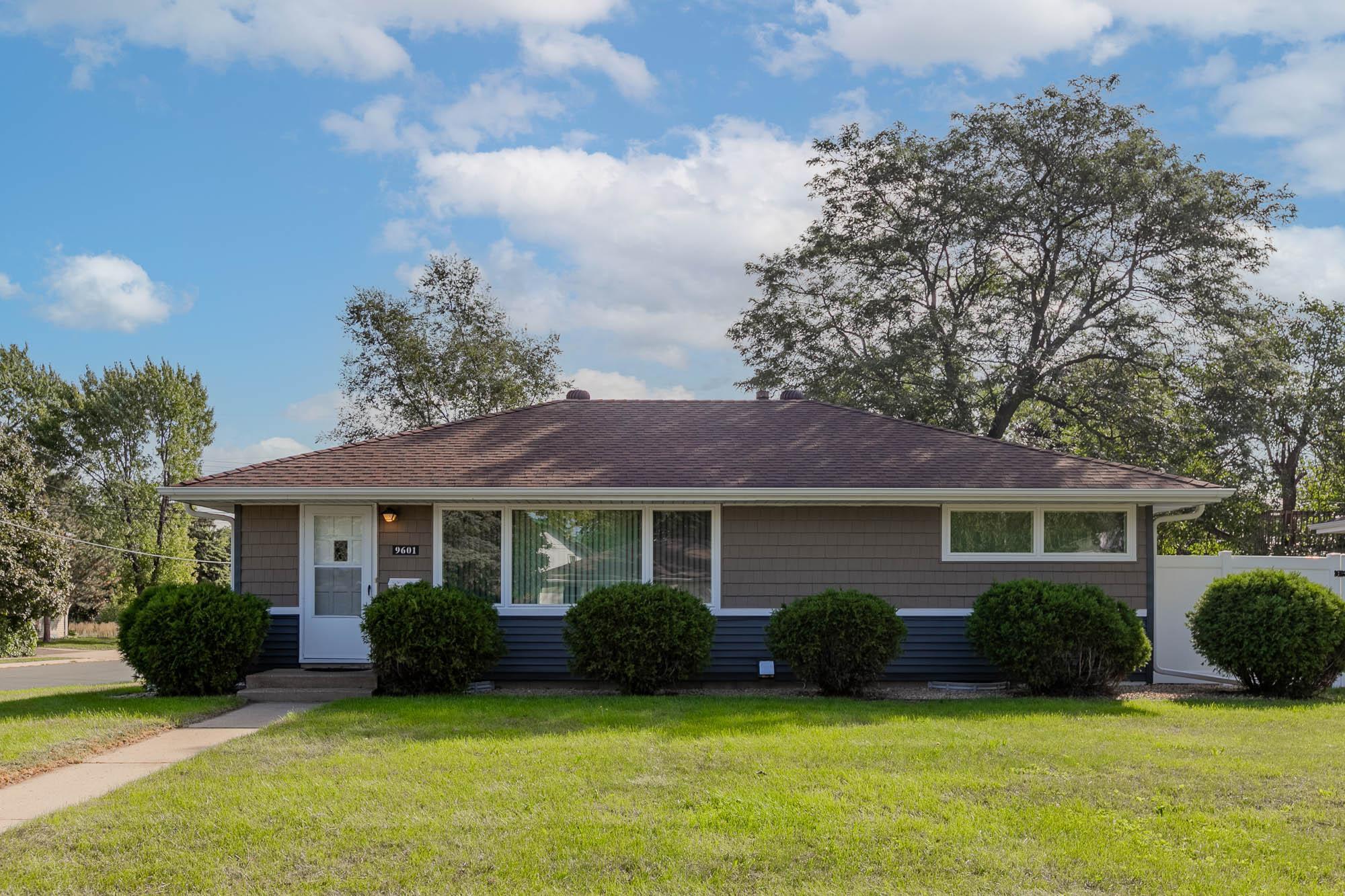 View of Residential at 9601 Oakland Avenue, Bloomington MN 55420, Bloomington - Mike Wilen | Minnesota Team Real Estate