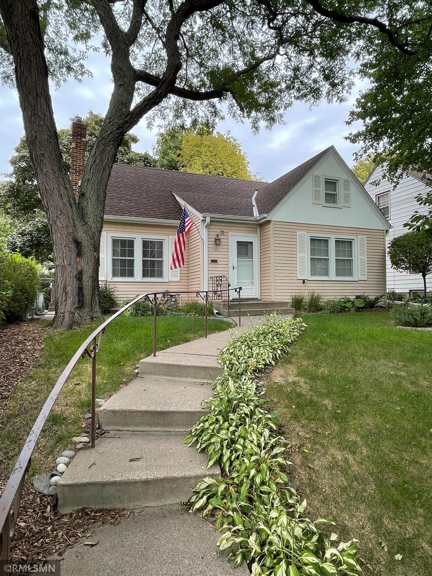 View of Residential at 2221 Scheffer Avenue, Saint Paul MN 55116, Saint Paul - Mike Wilen | Minnesota Team Real Estate