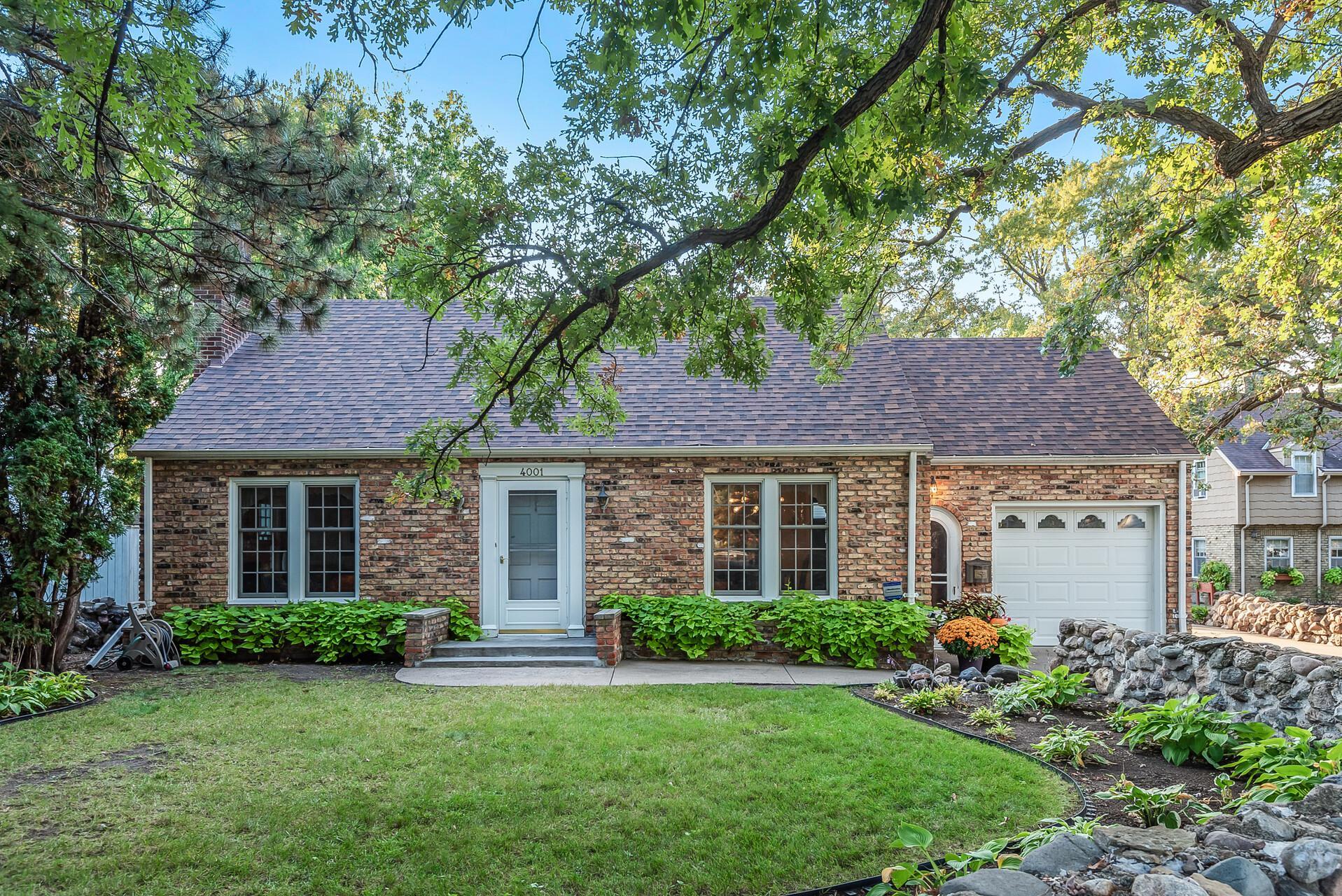View of Residential at 4001 Shoreline Drive, Robbinsdale MN 55422, Robbinsdale - Mike Wilen | Minnesota Team Real Estate