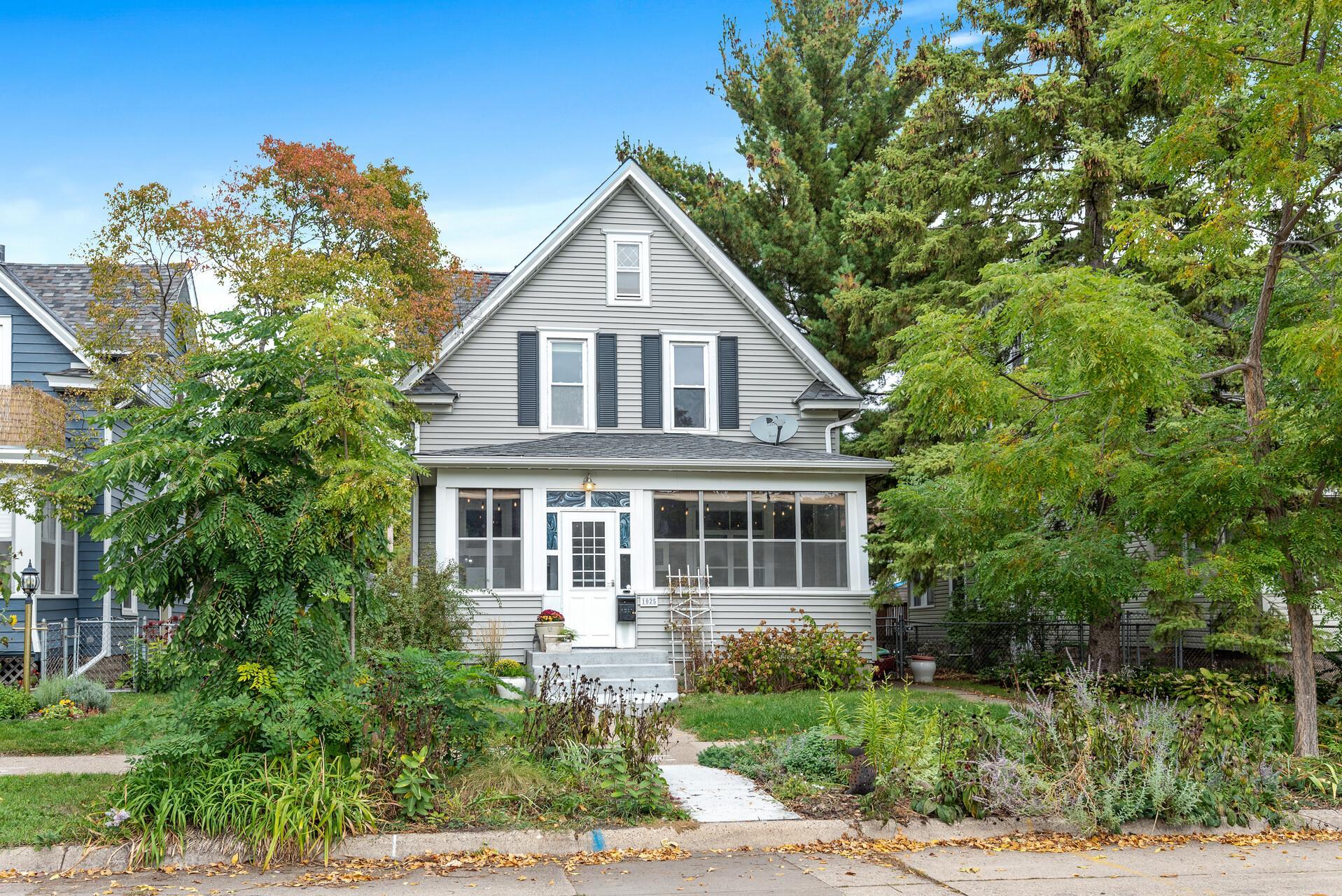 View of Residential at 1025 18 1/2 Avenue, Minneapolis MN 55418, Minneapolis - Mike Wilen | Minnesota Team Real Estate