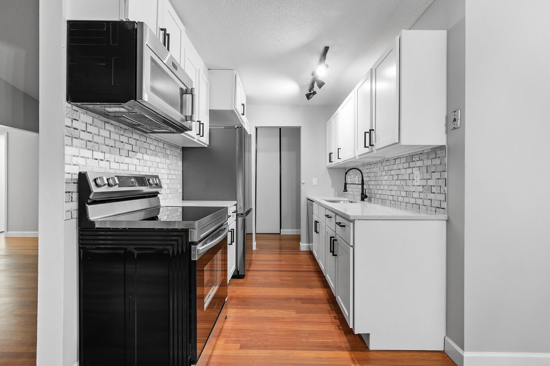 View of Residential at 4442 Cedar Lake Road #6, Saint Louis Park MN 55416, Saint Louis Park - Mike Wilen | Minnesota Team Real Estate