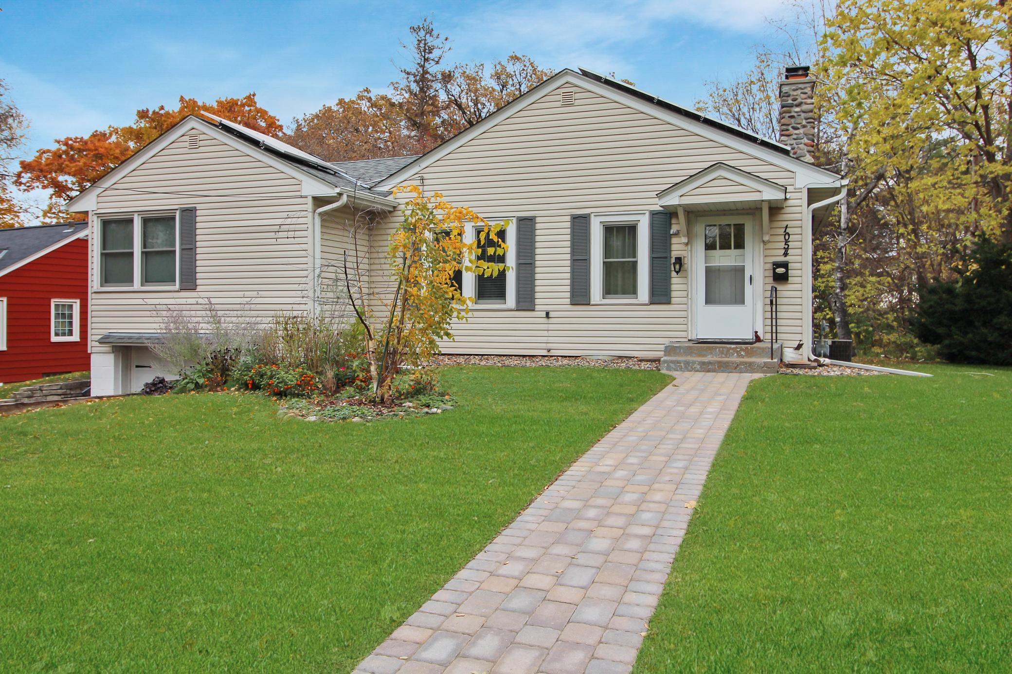 View of Residential at 1054 Summit Avenue, South Saint Paul MN 55075, South Saint Paul - Mike Wilen | Minnesota Team Real Estate