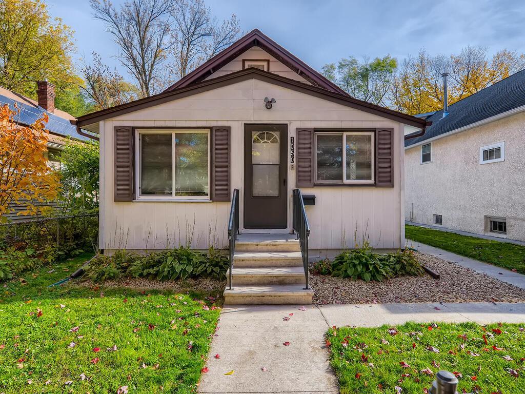 View of Residential at 1050 Oxford Street, Saint Paul MN 55103, Saint Paul - Mike Wilen | Minnesota Team Real Estate