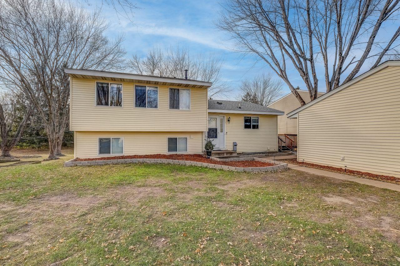 View of Residential at 11541 Red Fox Drive, Maple Grove MN 55369, Maple Grove - Mike Wilen | Minnesota Team Real Estate