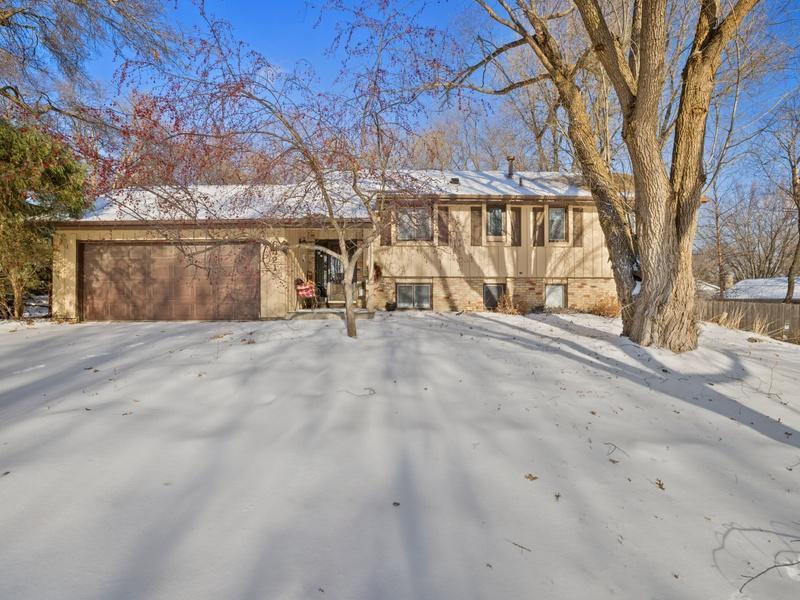 View of Residential at 6421 134th Street, Apple Valley MN 55124, Apple Valley - Mike Wilen | Minnesota Team Real Estate