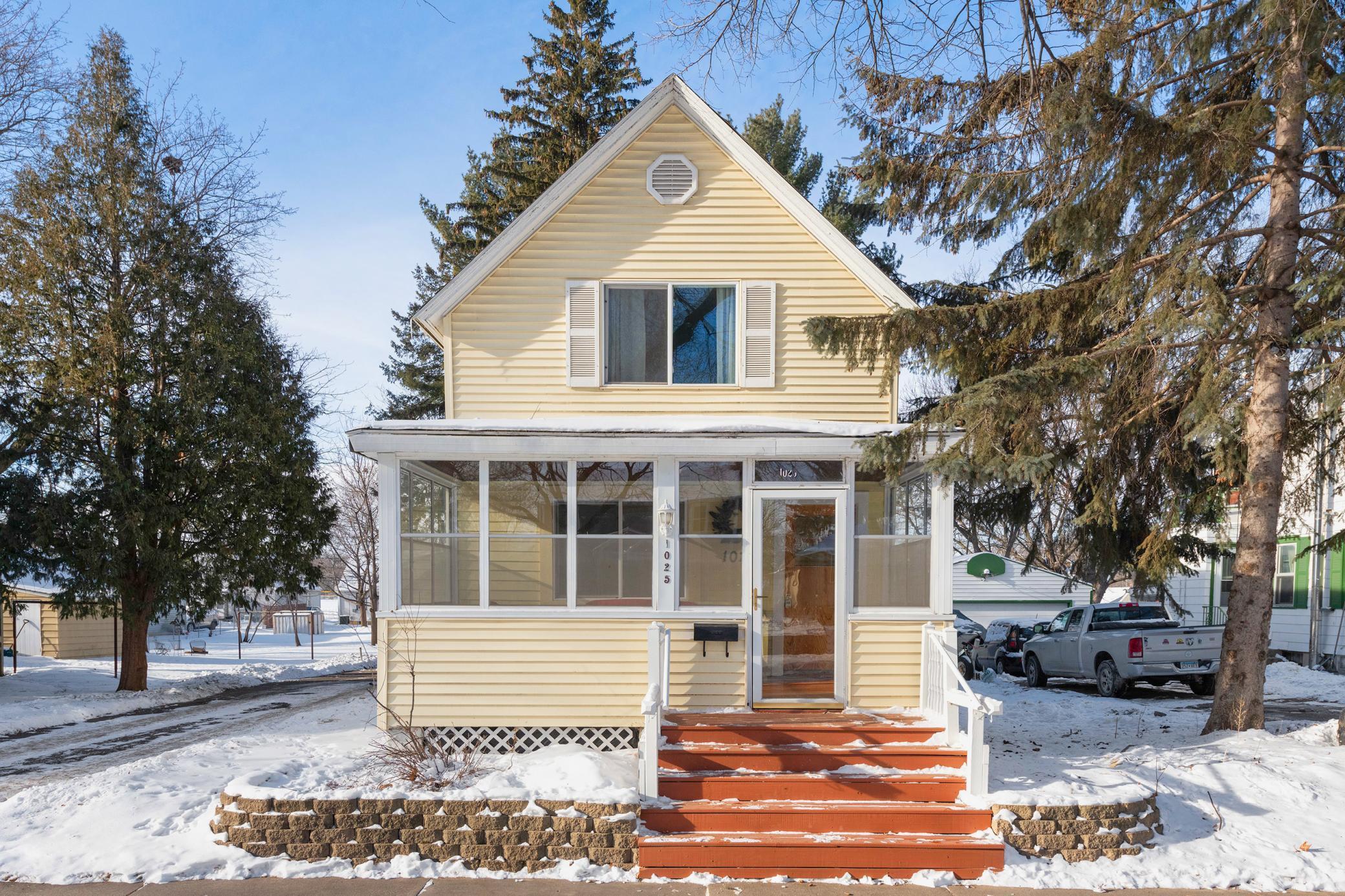 View of Residential at 1025 Winslow Avenue, West Saint Paul MN 55118, West Saint Paul - Mike Wilen | Minnesota Team Real Estate