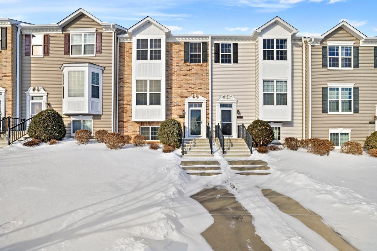 View of Residential at 10024 Gentian Drive, Eden Prairie MN 55347, Eden Prairie - Mike Wilen | Minnesota Team Real Estate