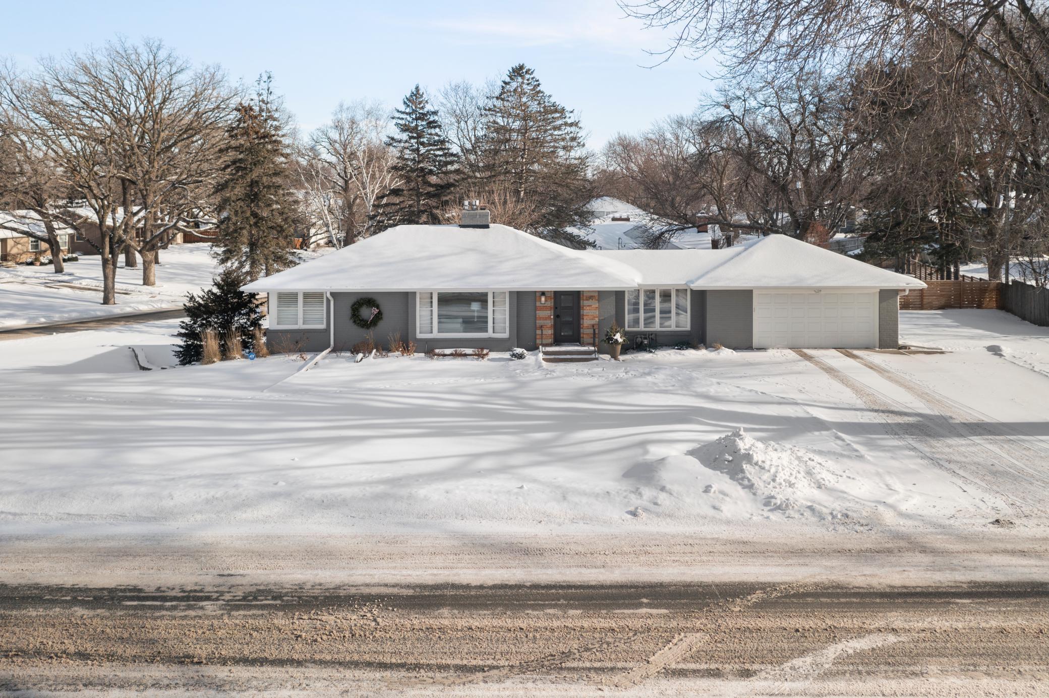 View of Residential at 6901 Wooddale Avenue, Edina MN 55435, Edina - Mike Wilen | Minnesota Team Real Estate