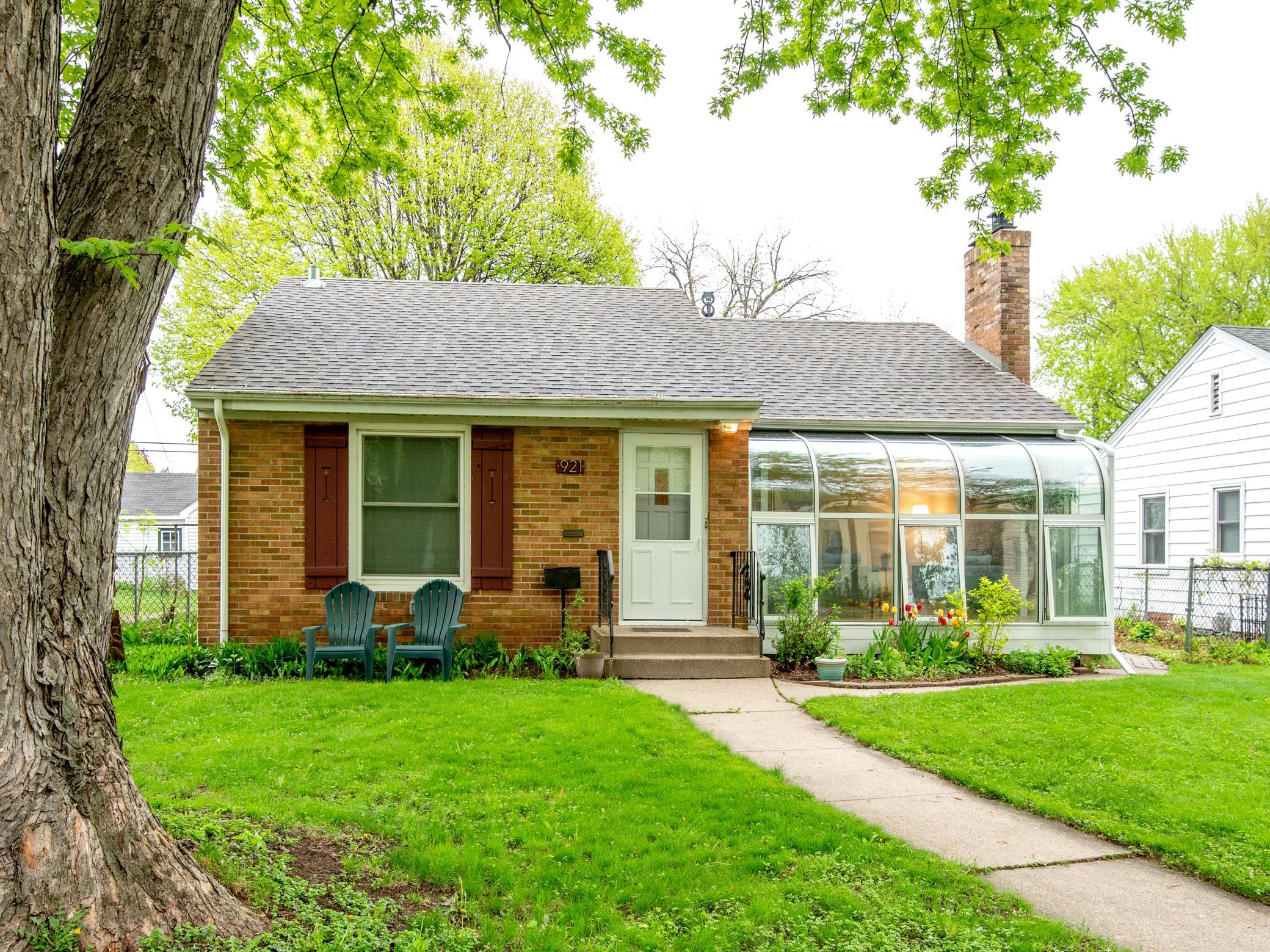 View of Residential at 921 Hoyt Avenue, Saint Paul MN 55117, Saint Paul - Mike Wilen | Minnesota Team Real Estate