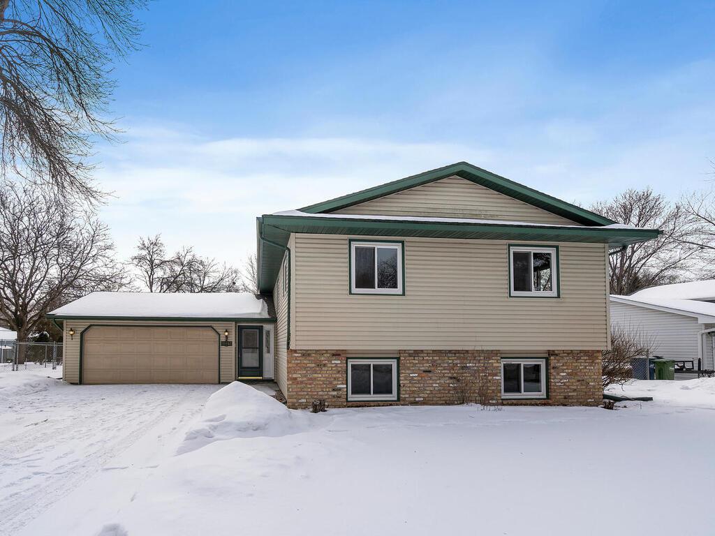 View of Residential at 11461 99th Place, Maple Grove MN 55369, Maple Grove - Mike Wilen | Minnesota Team Real Estate
