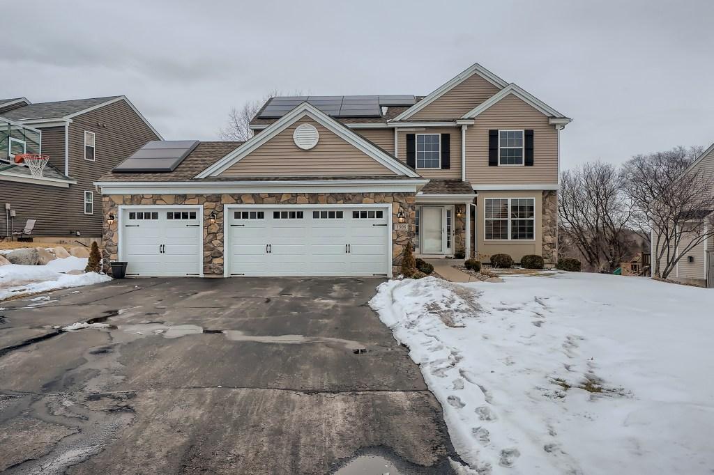 View of Residential at 1508 Oakbrooke Lane, Eagan MN 55122, Eagan - Mike Wilen | Minnesota Team Real Estate
