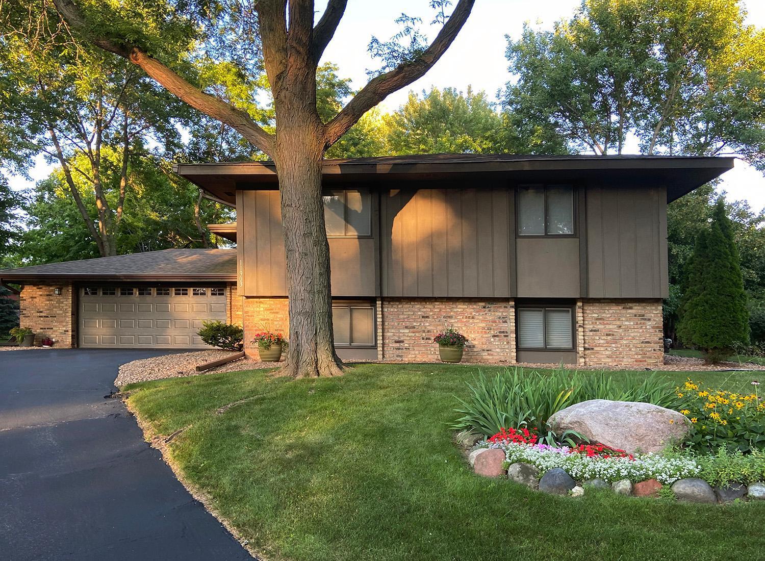 View of Residential at 11903 River Hills Circle, Burnsville MN 55337, Burnsville - Mike Wilen | Minnesota Team Real Estate