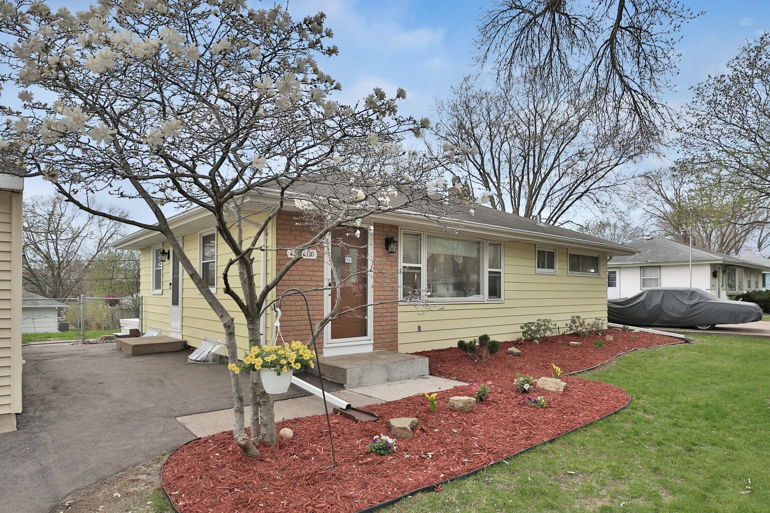 View of Residential at 2330 Shoshone Road, North Saint Paul MN 55109, North Saint Paul - Mike Wilen | Minnesota Team Real Estate