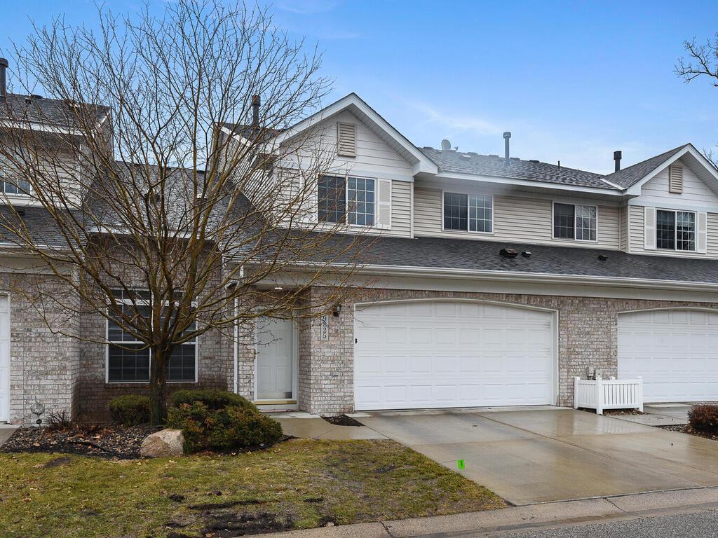 View of Residential at 9825 Belmont Lane, Eden Prairie MN 55347, Eden Prairie - Mike Wilen | Minnesota Team Real Estate
