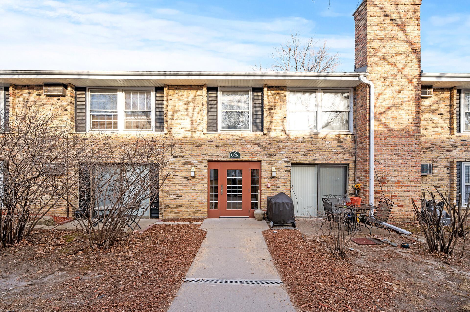 View of Residential at 928 Westbrooke Way #3, Hopkins MN 55343, Hopkins - Mike Wilen | Minnesota Team Real Estate