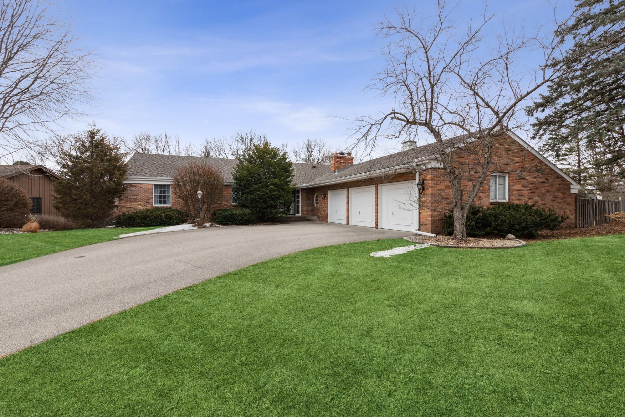 View of Residential at 1113 Bliss Lane Circle, Bloomington MN 55431, Bloomington - Mike Wilen | Minnesota Team Real Estate