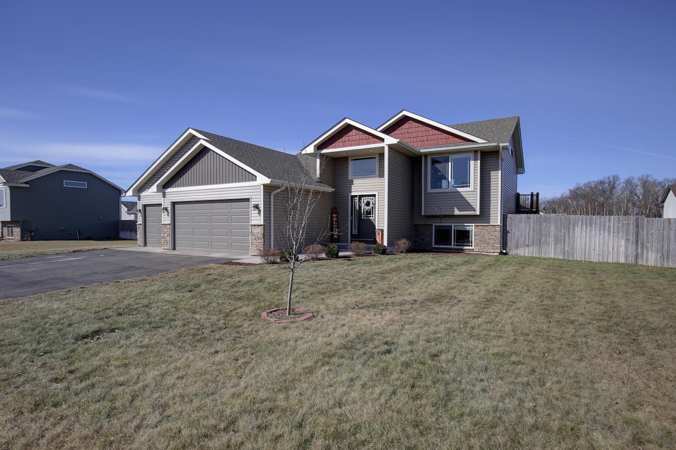 View of Residential at 38028 Harvester Avenue, North Branch MN 55056, North Branch - Mike Wilen | Minnesota Team Real Estate
