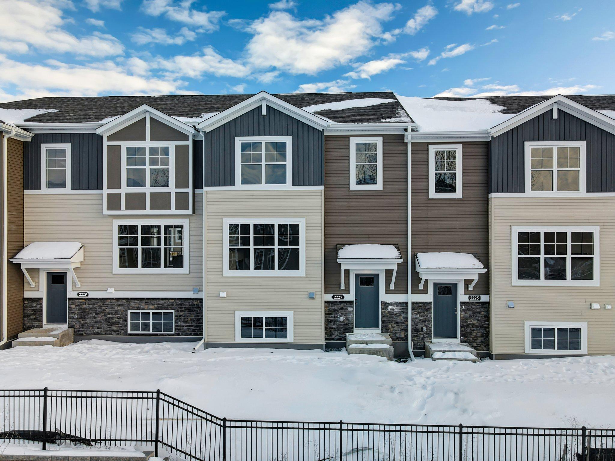 View of Residential at 2232 Gateway Curve, North Saint Paul MN 55109, North Saint Paul - Mike Wilen | Minnesota Team Real Estate