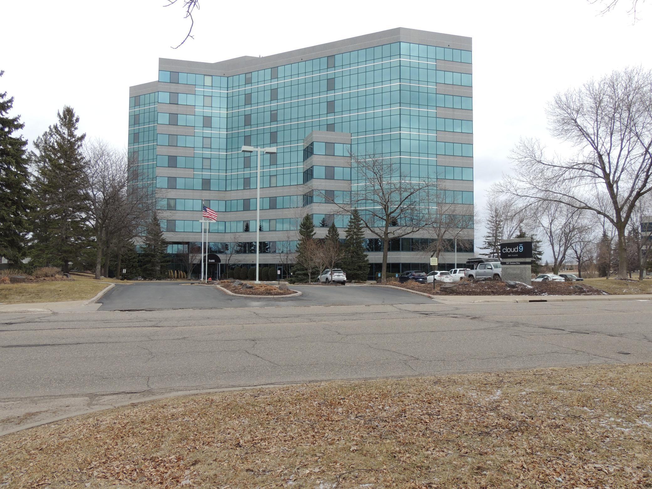 View of Residential at 5601 Smetana Drive #604, Minnetonka MN 55343, Minnetonka - Mike Wilen | Minnesota Team Real Estate