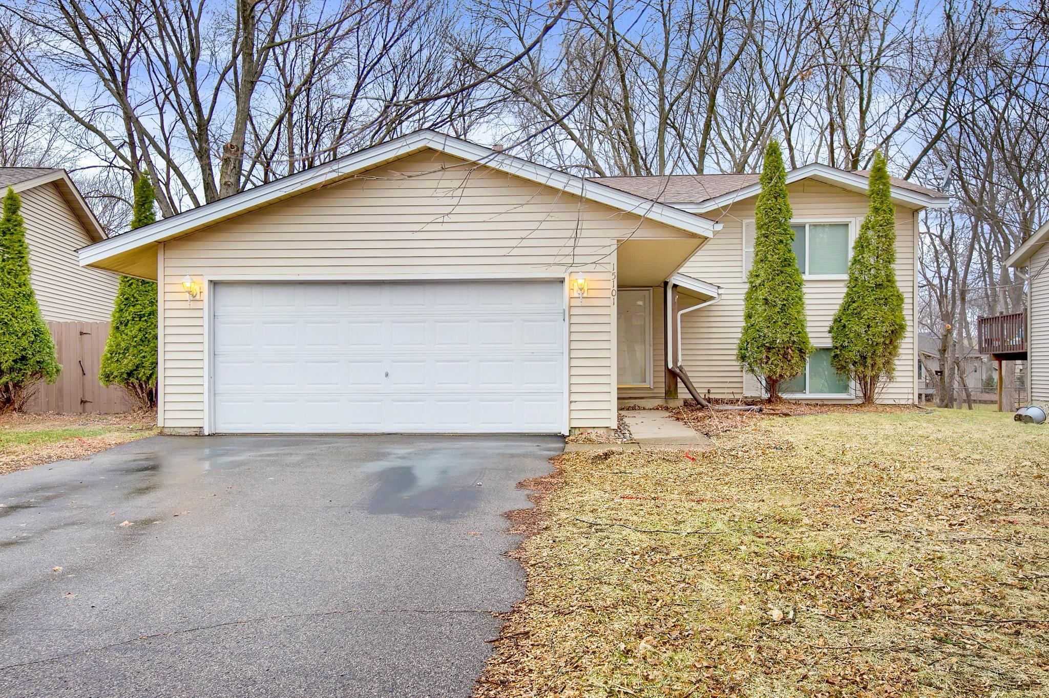 View of Residential at 15101 Summerhill Drive, Eden Prairie MN 55346, Eden Prairie - Mike Wilen | Minnesota Team Real Estate