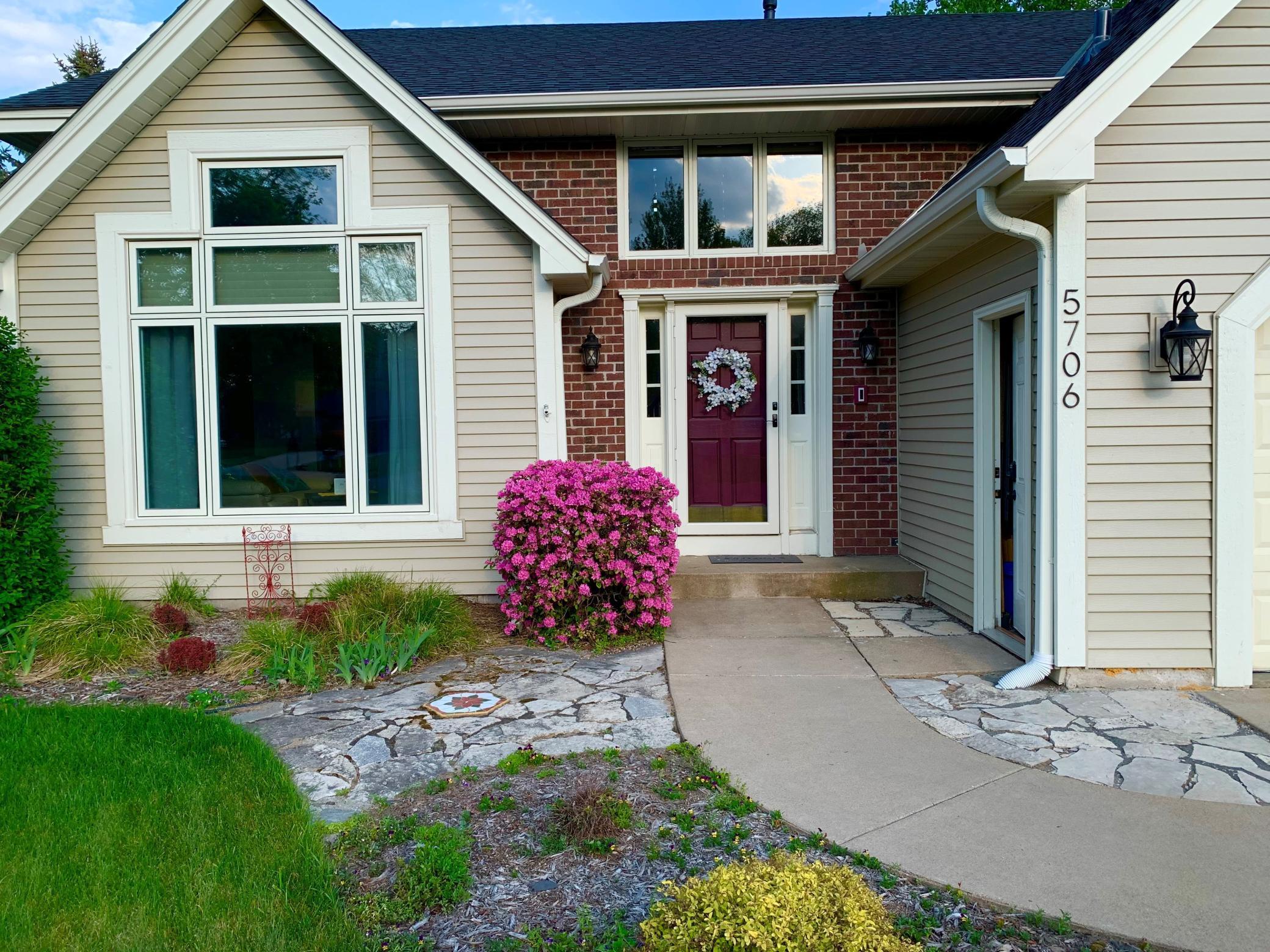 View of Residential at 5706 Lois Lane, Shoreview MN 55126, Shoreview - Mike Wilen | Minnesota Team Real Estate