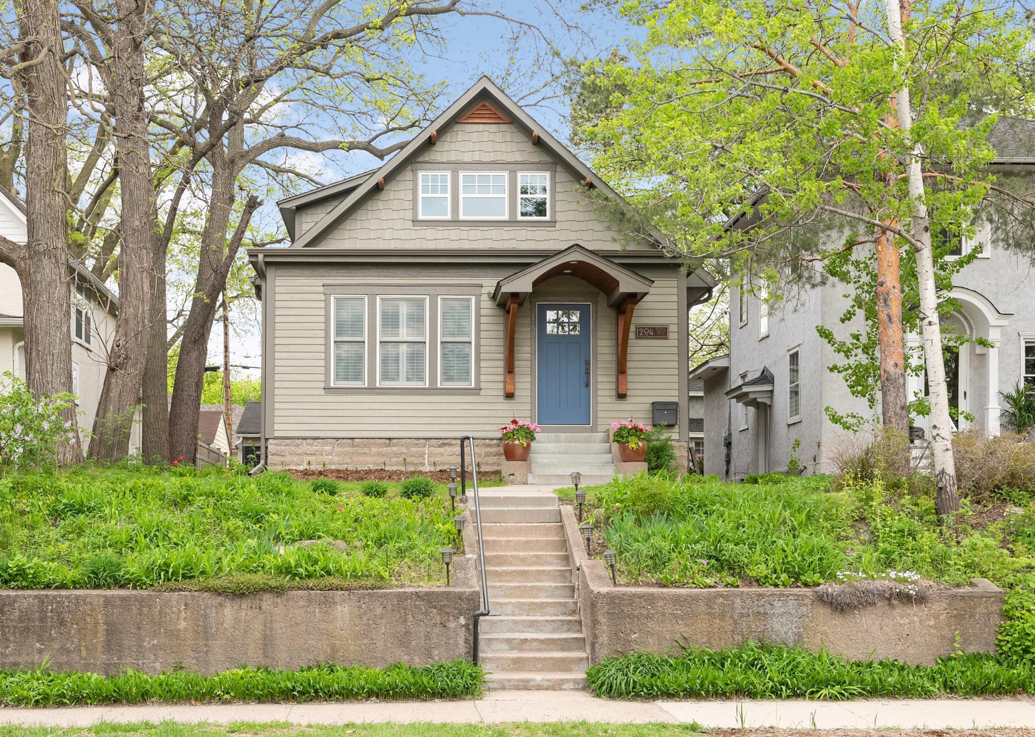 View of Residential at 204 Russell Avenue, Minneapolis MN 55405, Minneapolis - Mike Wilen | Minnesota Team Real Estate