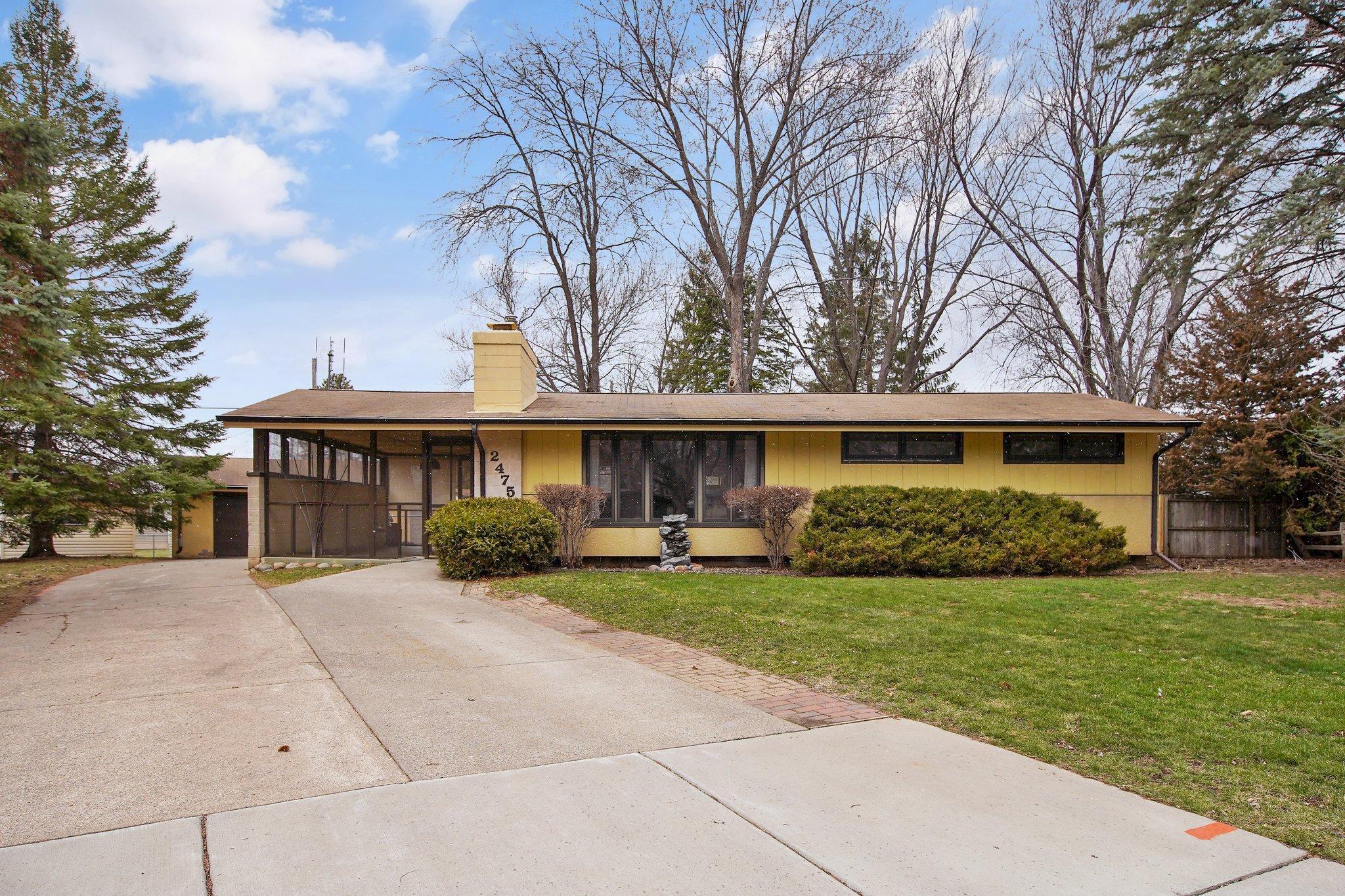 View of Residential at 2475 Helen Court, North Saint Paul MN 55109, North Saint Paul - Mike Wilen | Minnesota Team Real Estate