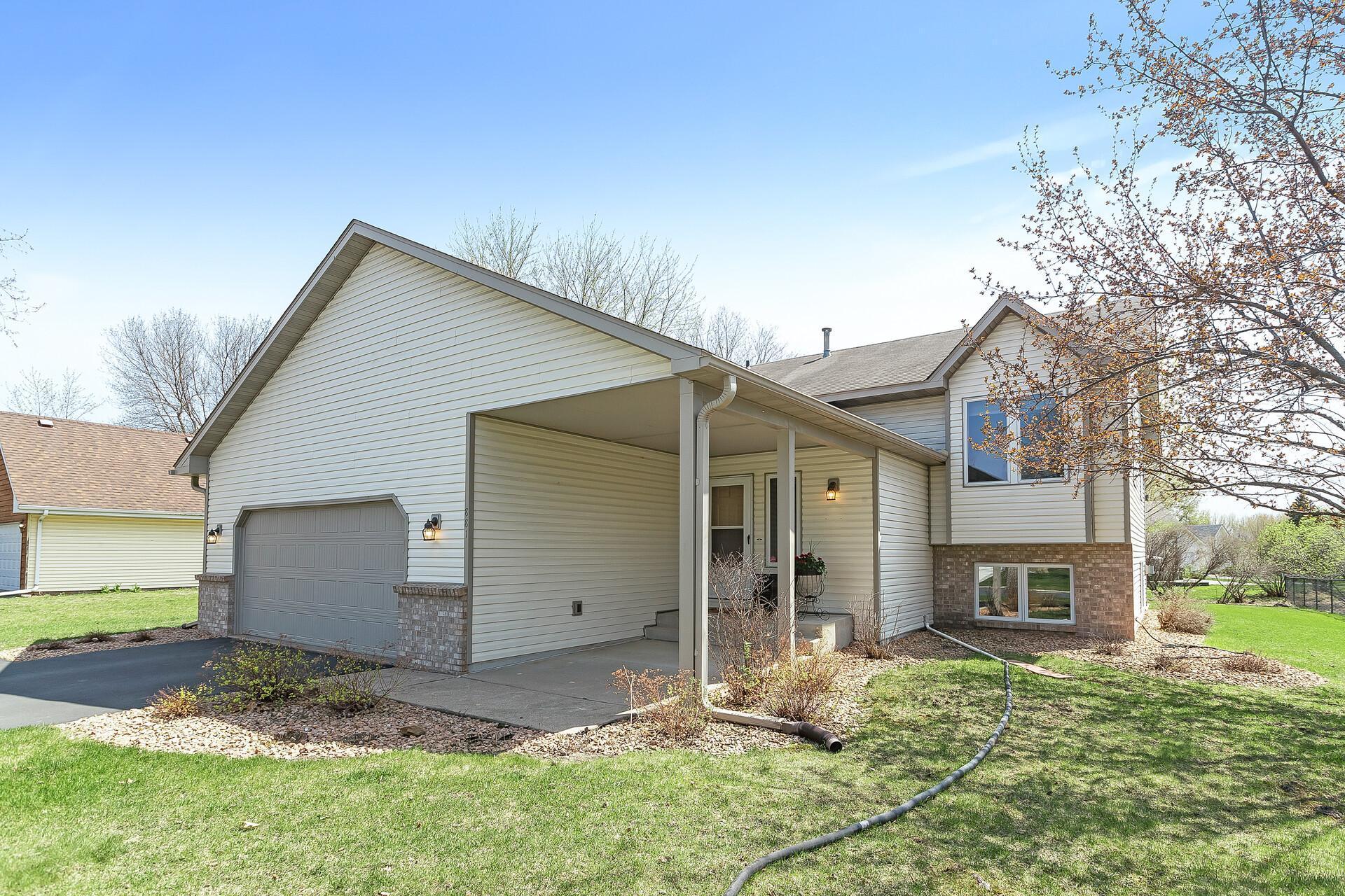 View of Residential at 881 Lake Susan Drive, Chanhassen MN 55317, Chanhassen - Mike Wilen | Minnesota Team Real Estate