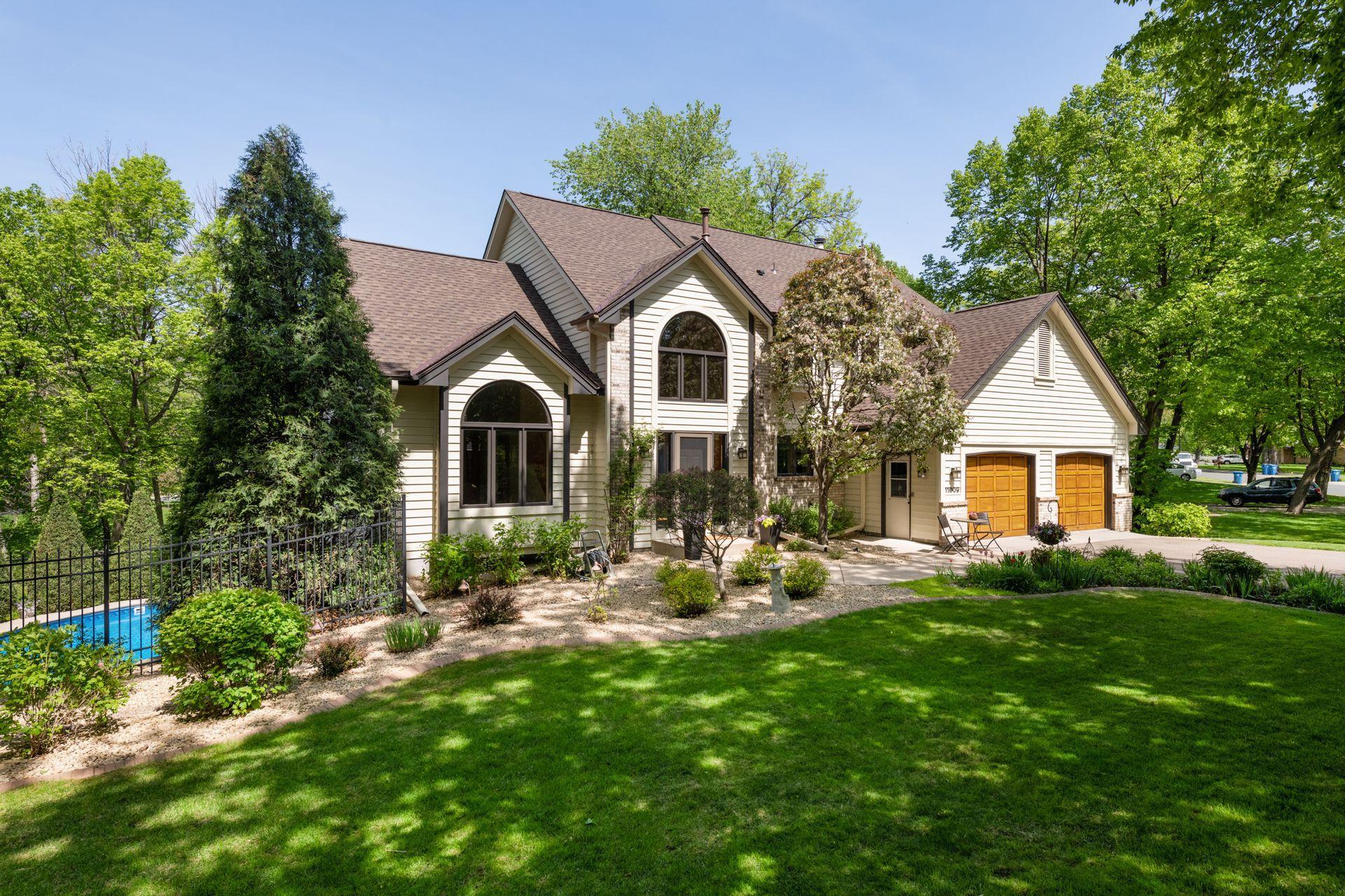 View of Residential at 11009 Glen Wilding Lane, Bloomington MN 55431, Bloomington - Mike Wilen | Minnesota Team Real Estate