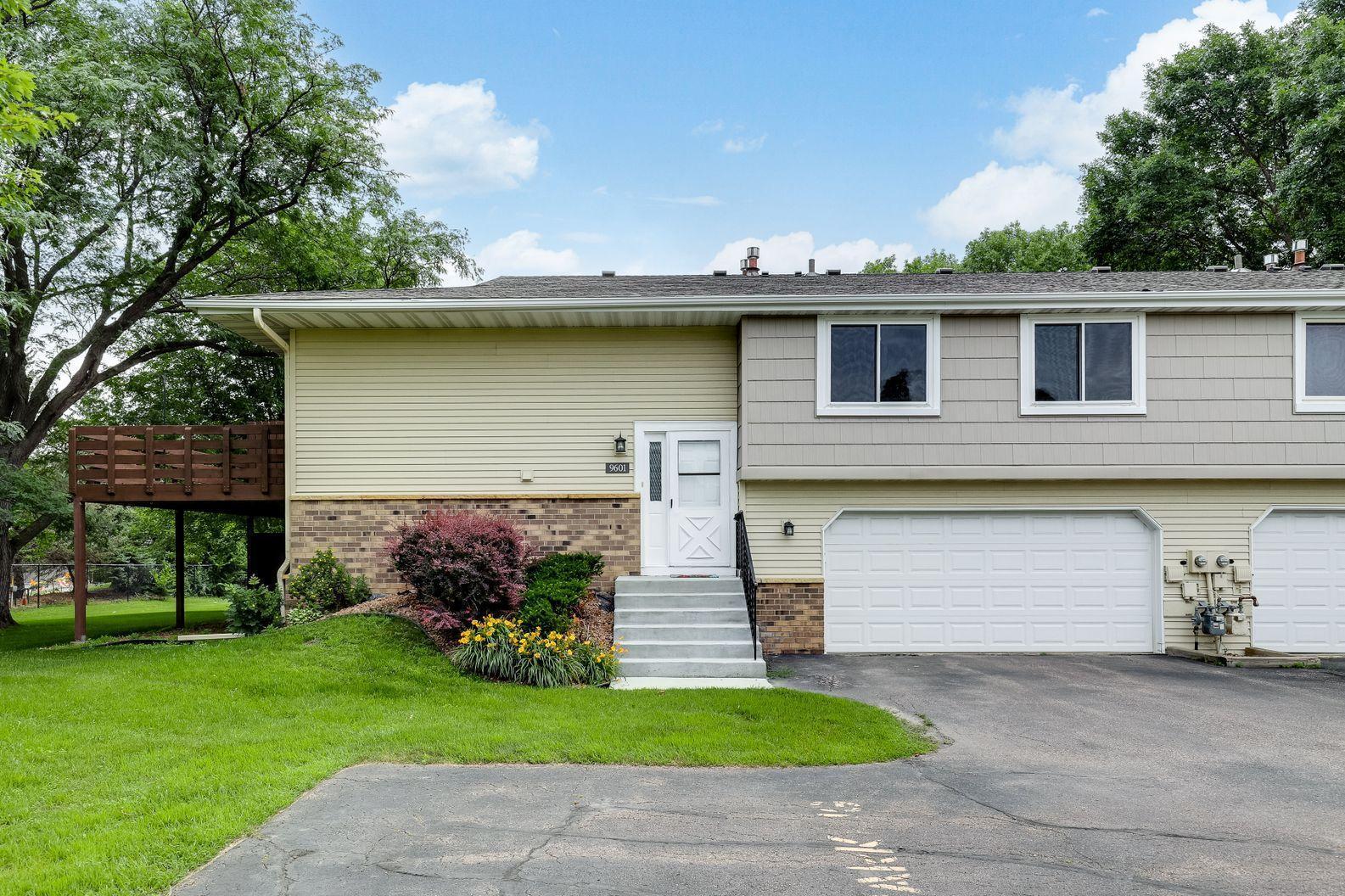 View of Residential at 9601 Ensign Circle, Bloomington MN 55438, Bloomington - Mike Wilen | Minnesota Team Real Estate
