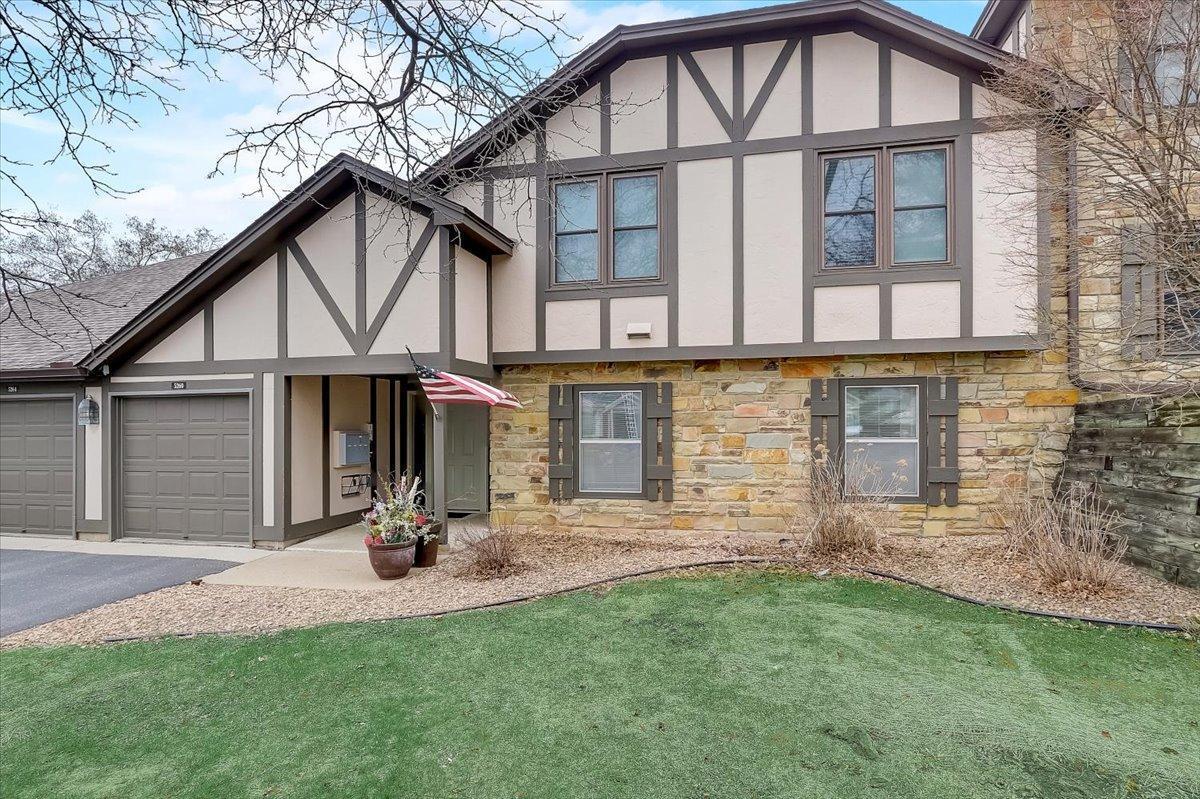 View of Residential at 5258 Balmoral Lane, Bloomington MN 55437, Bloomington - Mike Wilen | Minnesota Team Real Estate