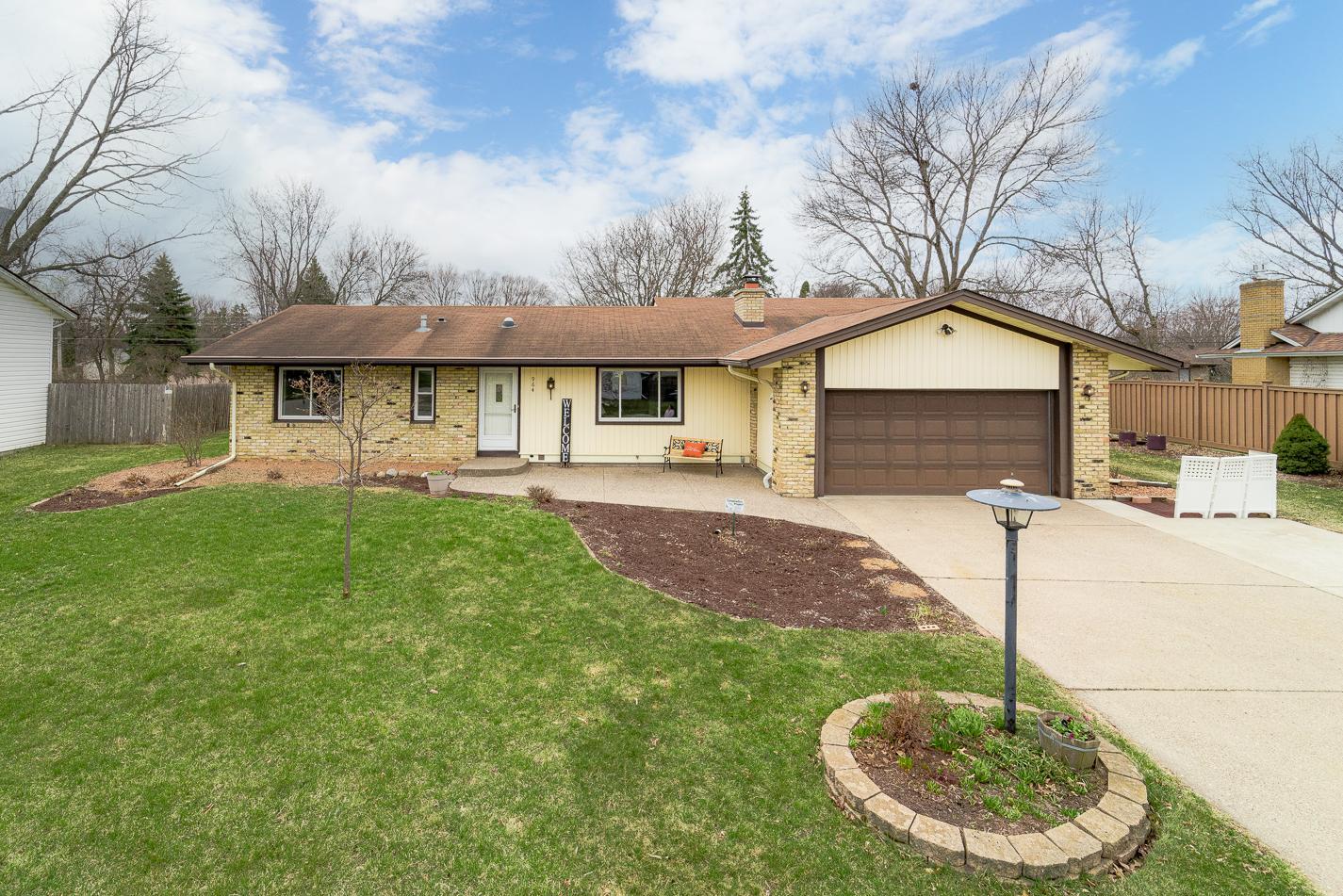 View of Residential at 964 Cortland Drive, Apple Valley MN 55124, Apple Valley - Mike Wilen | Minnesota Team Real Estate