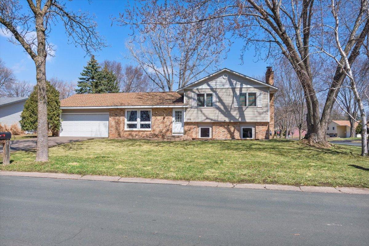 View of Residential at 10508 Union Terrace Lane, Maple Grove MN 55369, Maple Grove - Mike Wilen | Minnesota Team Real Estate