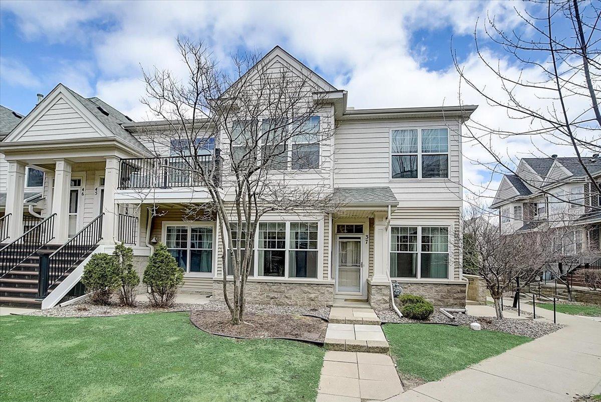 View of Residential at 625 Wesley Commons Drive #37, Golden Valley MN 55427, Golden Valley - Mike Wilen | Minnesota Team Real Estate