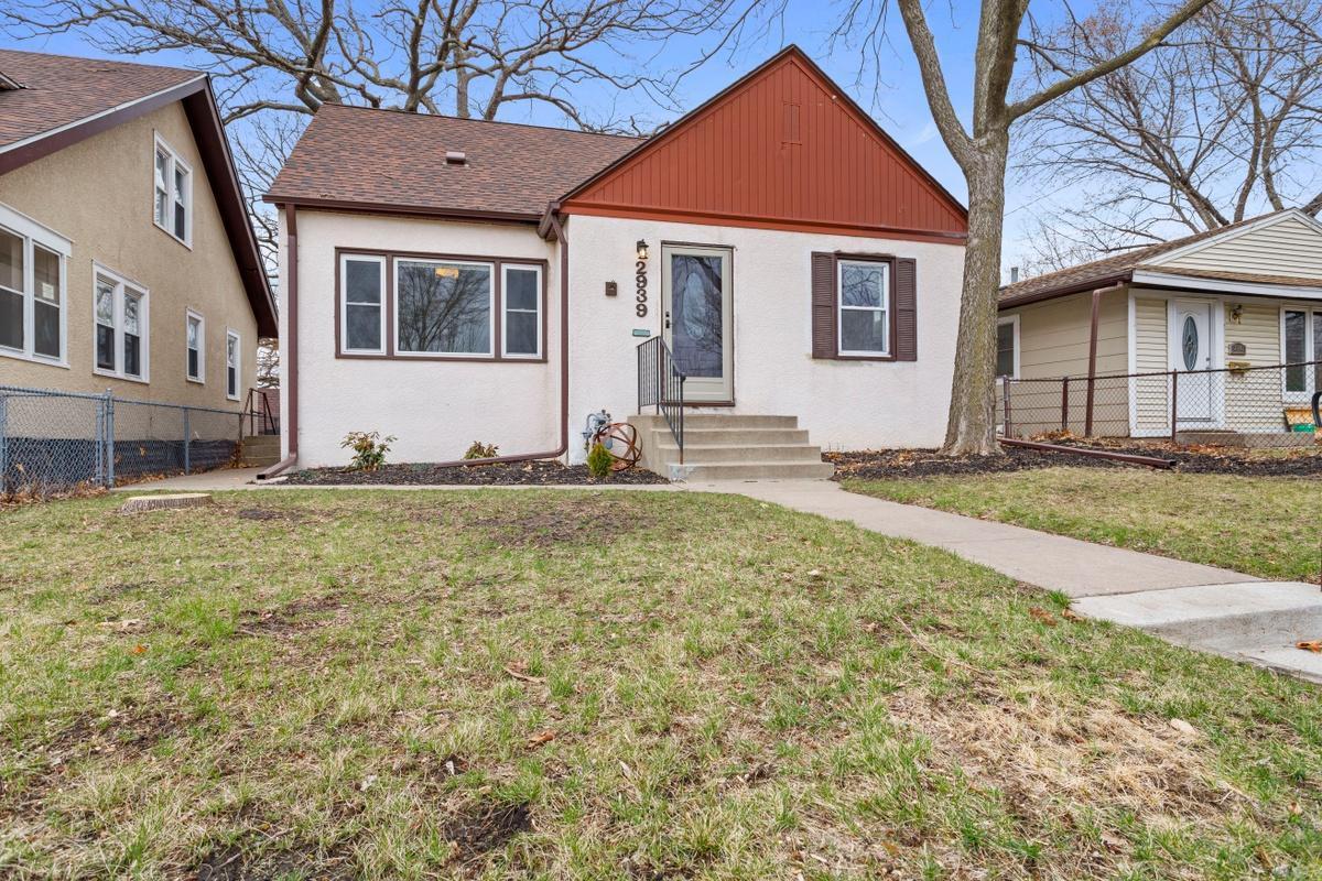 View of Residential at 2939 James Avenue, Minneapolis MN 55411, Minneapolis - Mike Wilen | Minnesota Team Real Estate