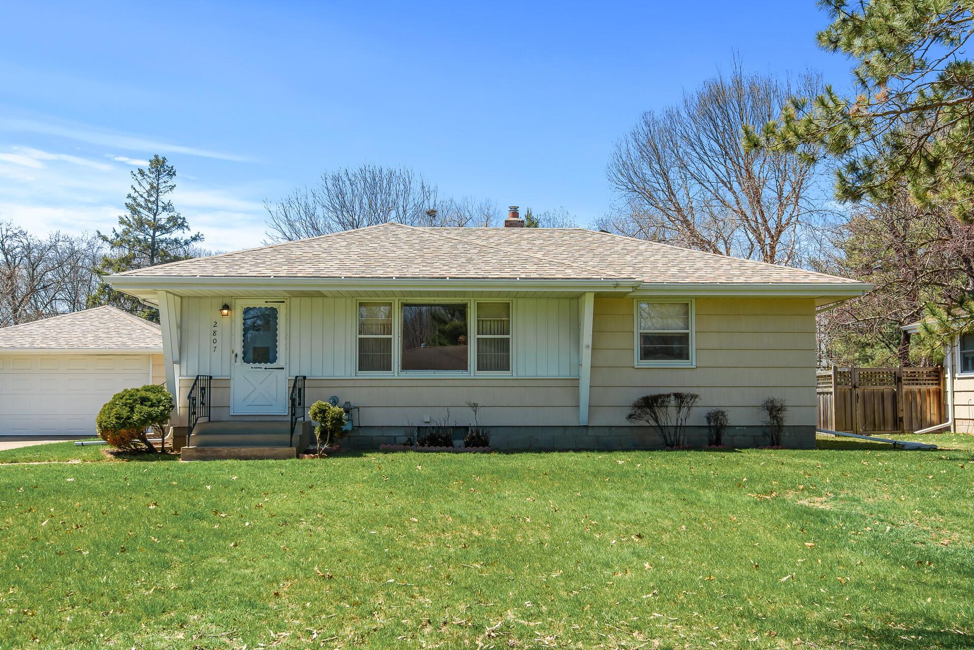 View of Residential at 2807 Dellwood Avenue, Roseville MN 55113, Roseville - Mike Wilen | Minnesota Team Real Estate