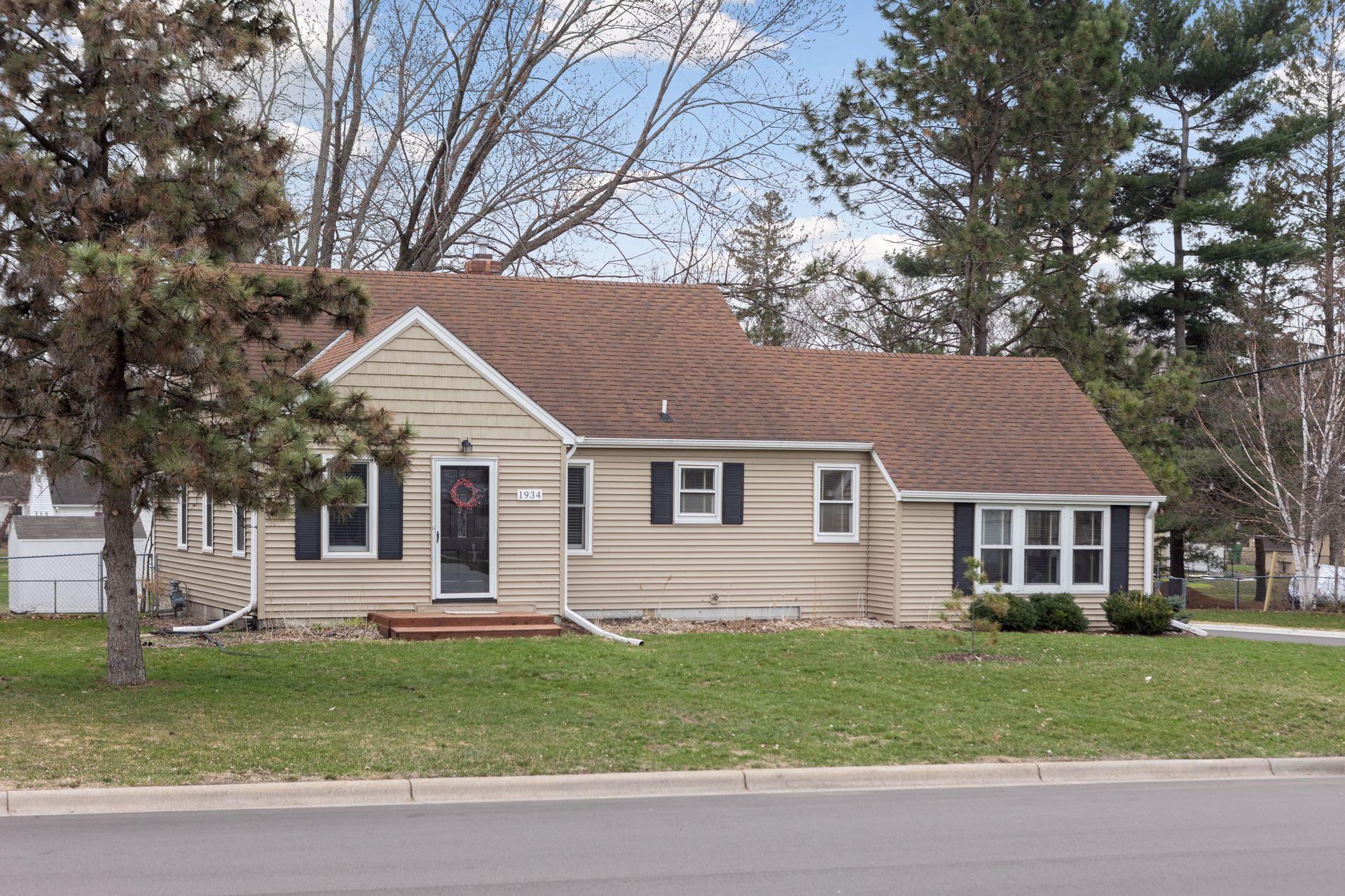 View of Residential at 1934 Edgewater Avenue, Arden Hills MN 55112, Arden Hills - Mike Wilen | Minnesota Team Real Estate