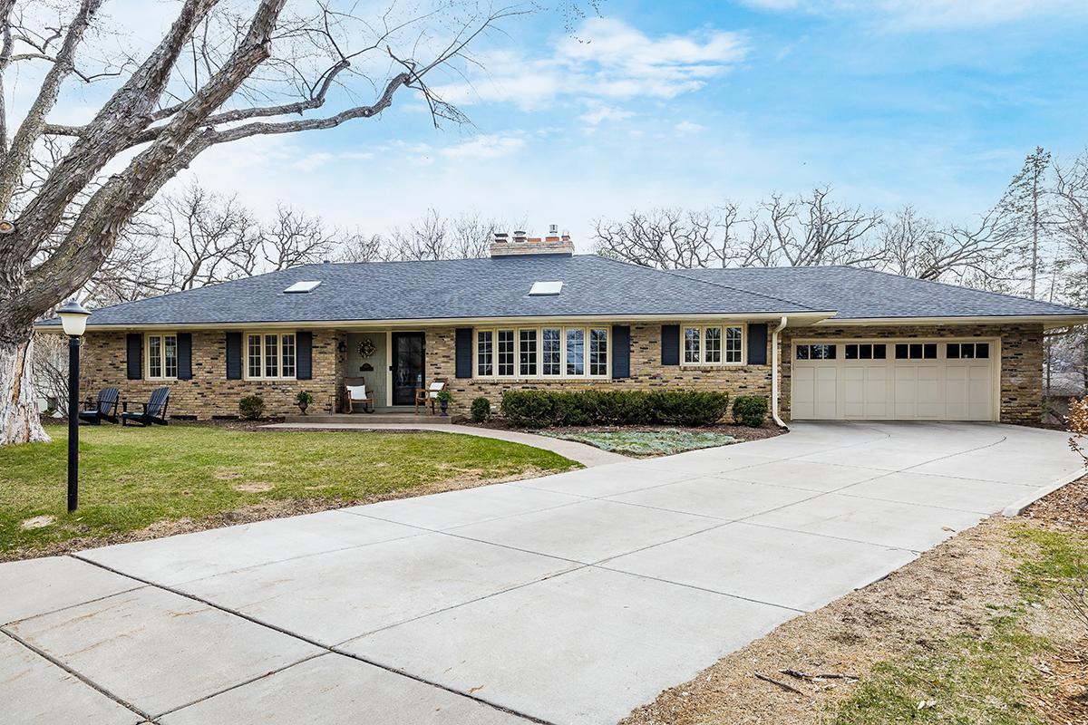View of Residential at 5613 Interlachen Circle, Edina MN 55436, Edina - Mike Wilen | Minnesota Team Real Estate