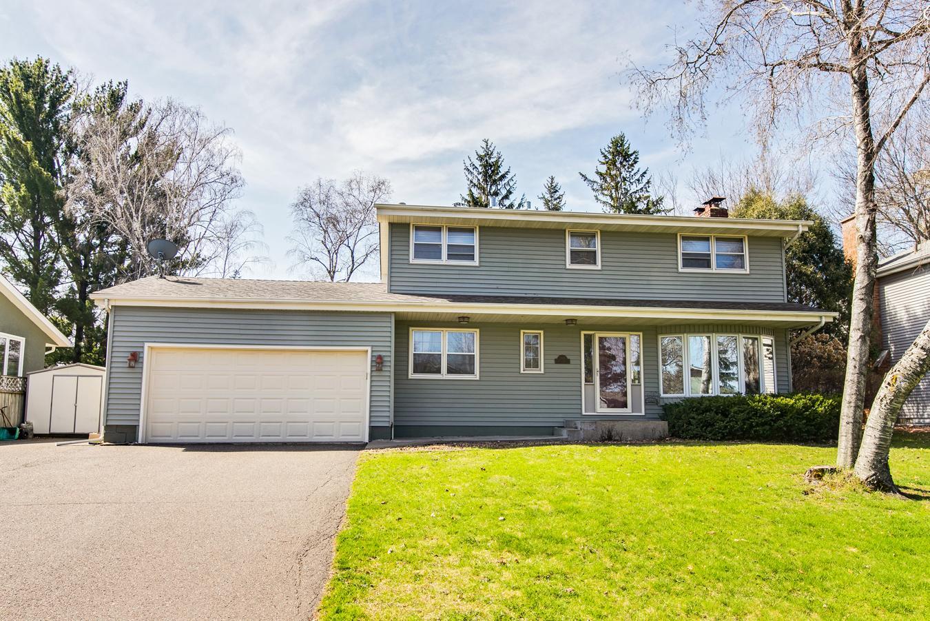 View of Residential at 898 Cobb Road, Shoreview MN 55126, Shoreview - Mike Wilen | Minnesota Team Real Estate