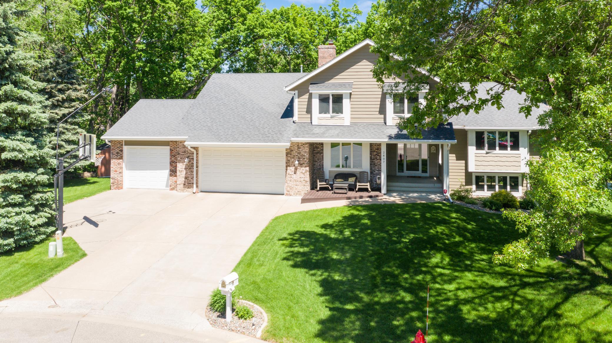 View of Residential at 2807 Lake Diane Court, New Brighton MN 55112, New Brighton - Mike Wilen | Minnesota Team Real Estate
