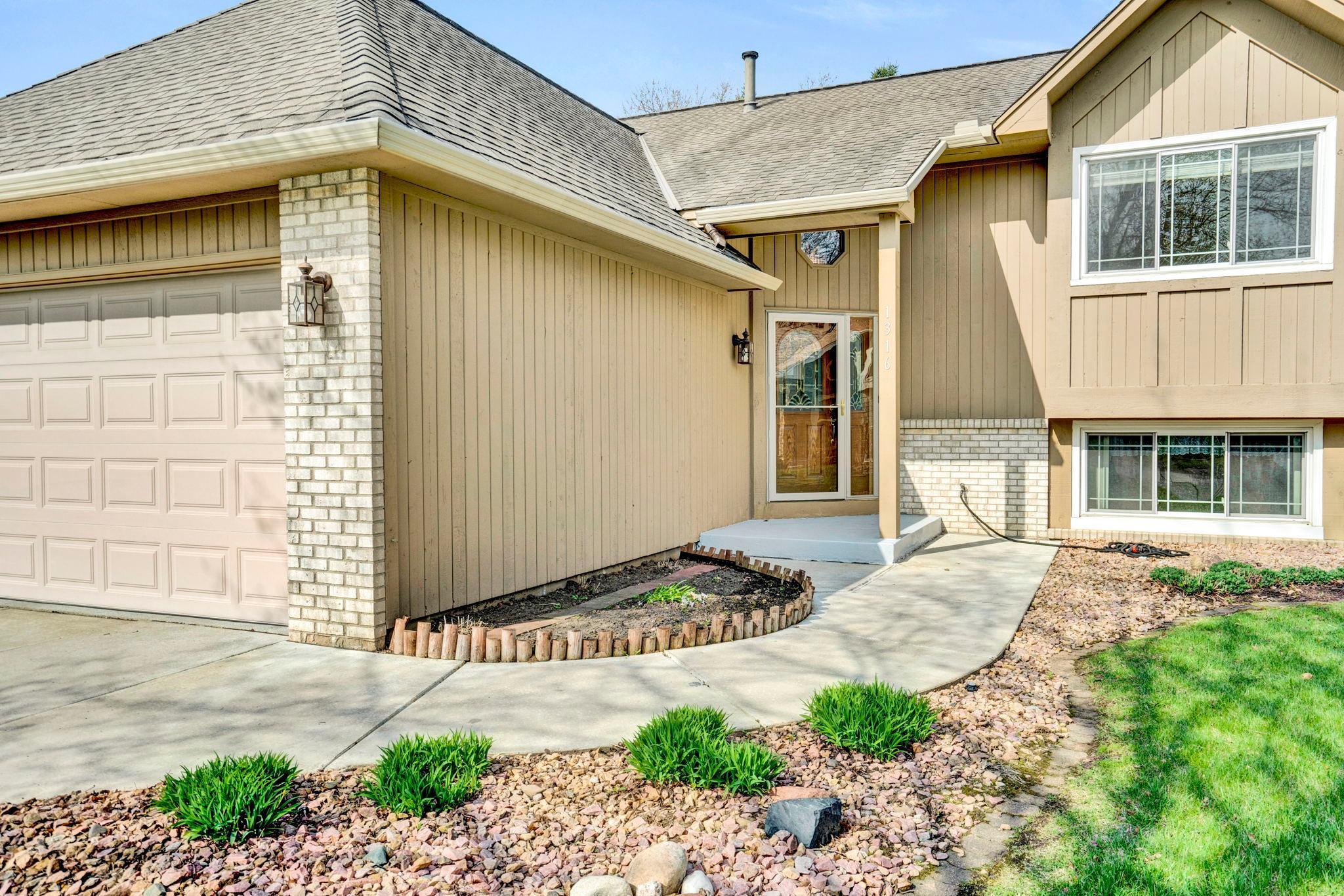 View of Residential at 1316 Bridle Path Court, Woodbury MN 55125, Woodbury - Mike Wilen | Minnesota Team Real Estate